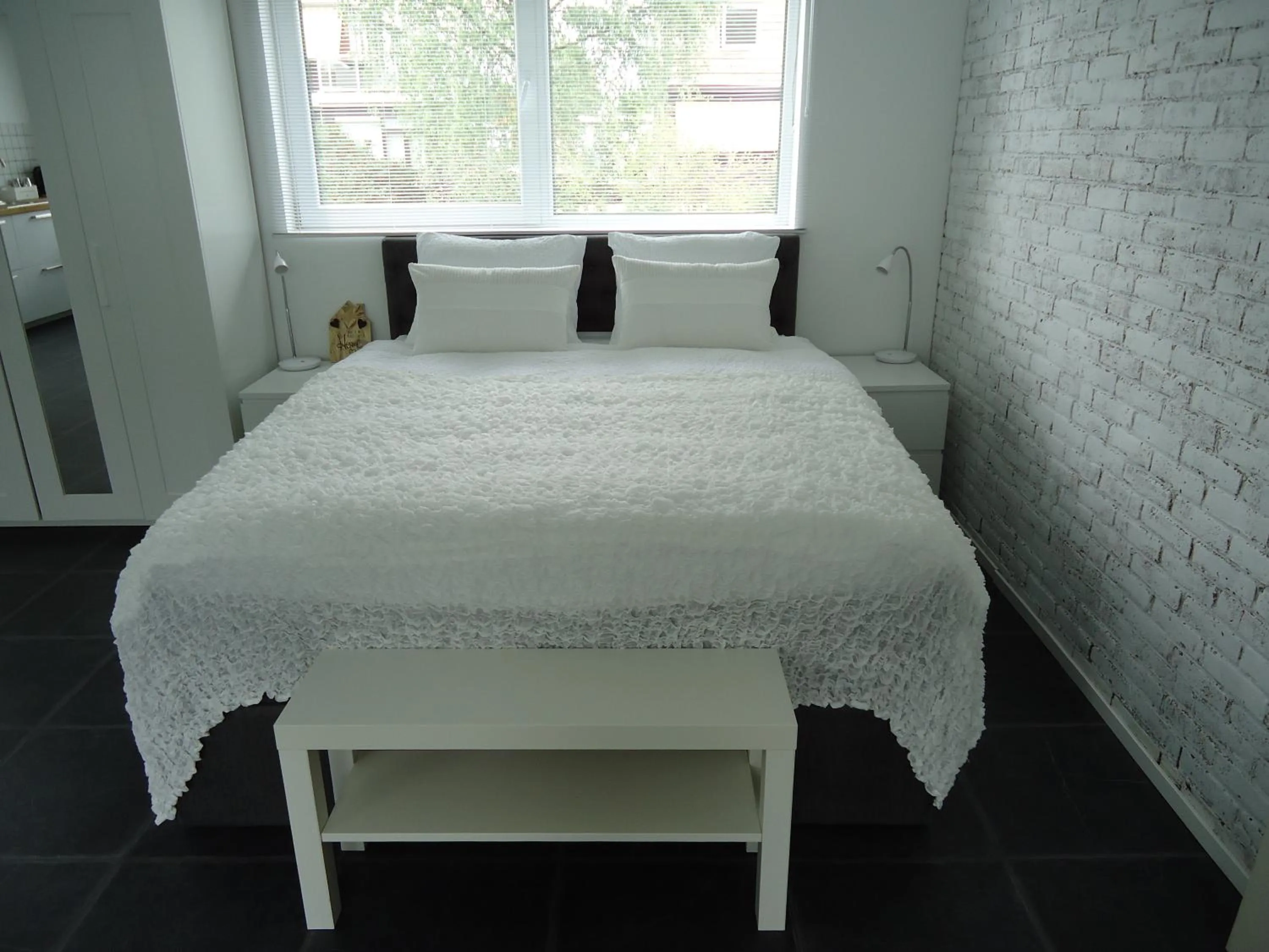 Bed in B&B Sloterpark