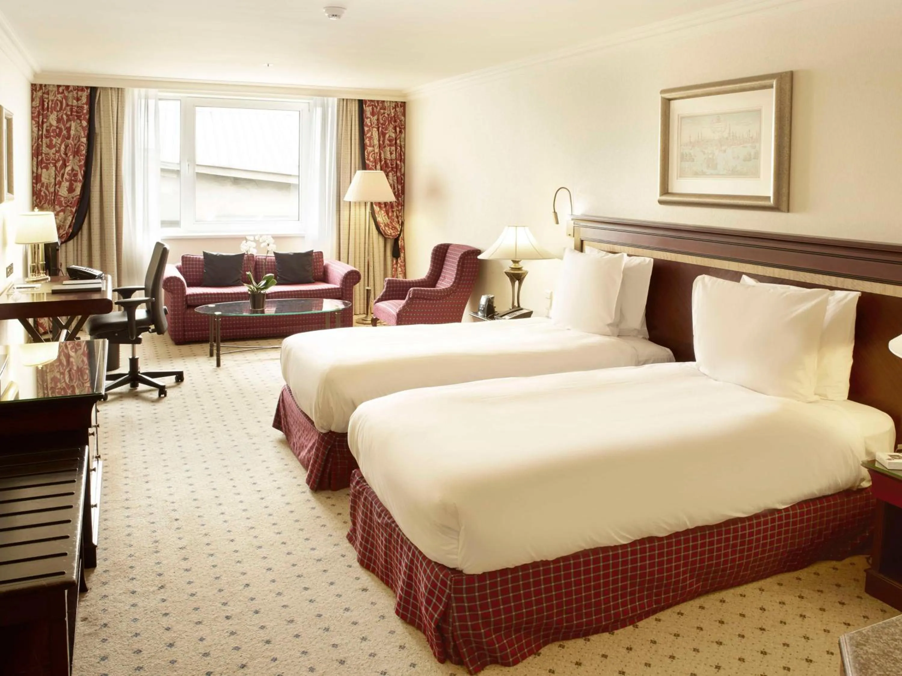 Bed in Hilton Antwerp Old Town