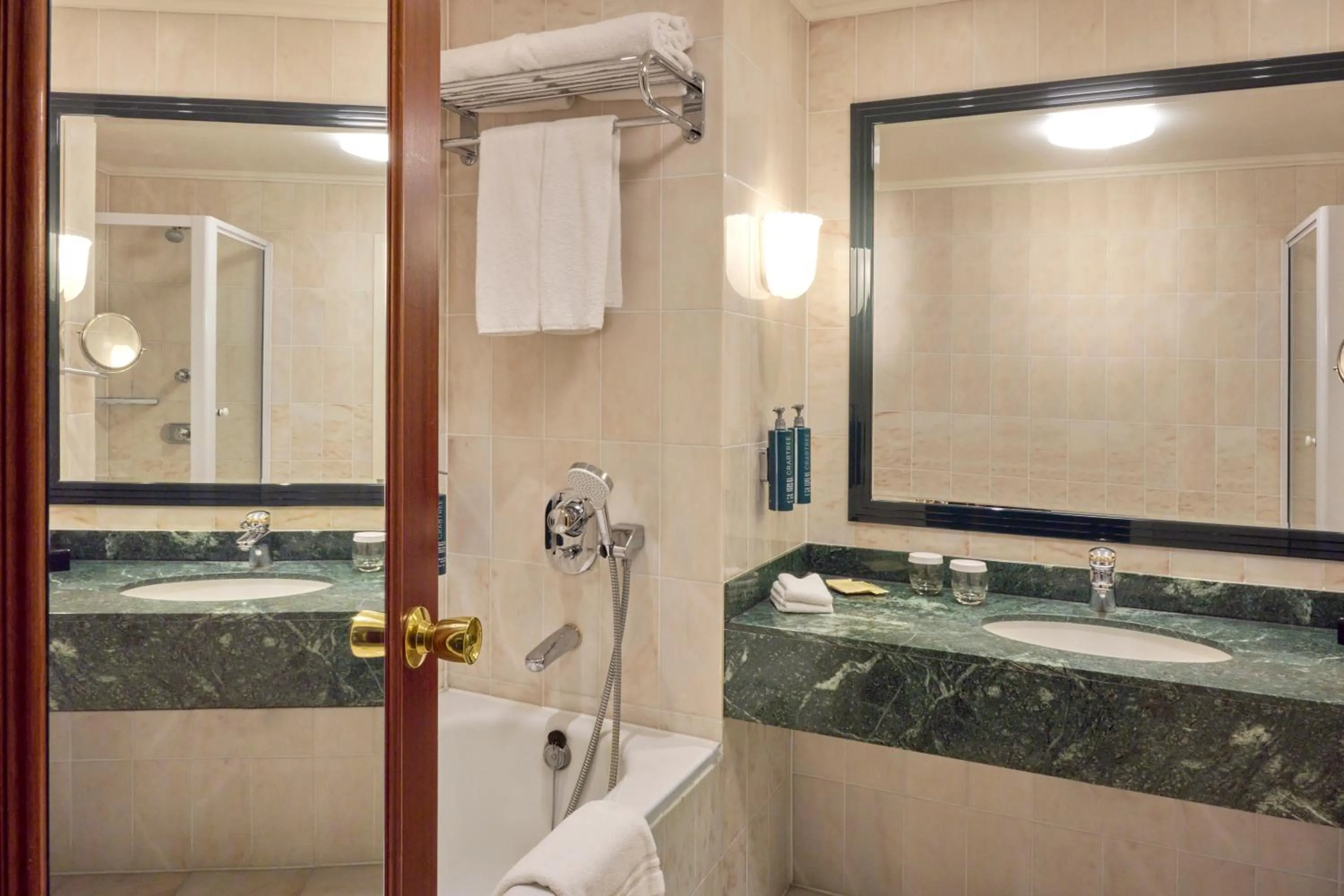 Bathroom in Hilton Antwerp Old Town