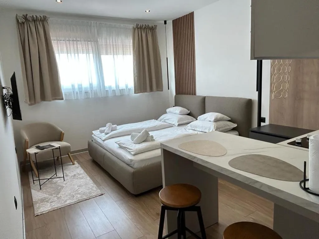 Bed in SmartStay Johnny