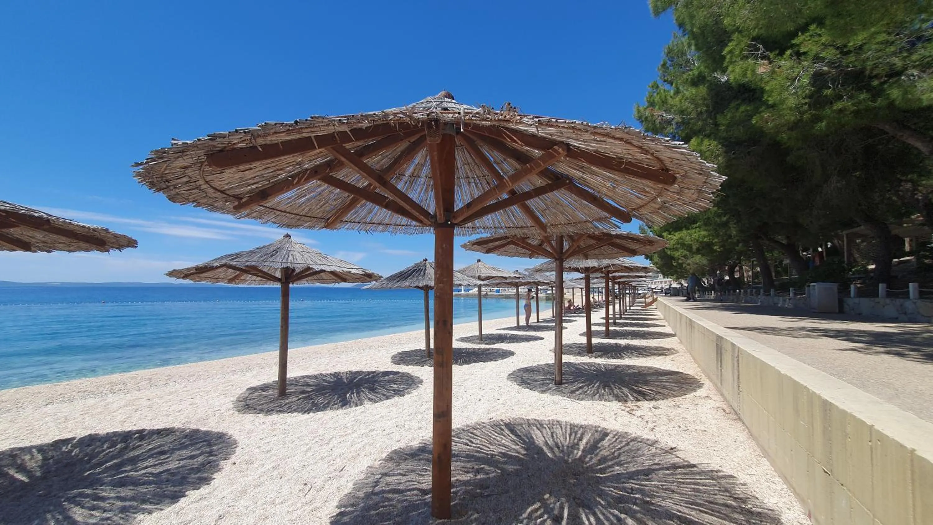 Beach in SmartStay Johnny