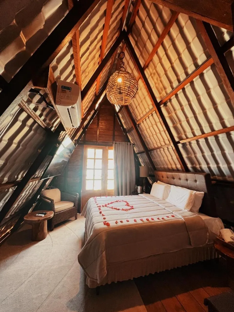 Photo of the whole room, Bed in Pousada Beach House Coqueirinho