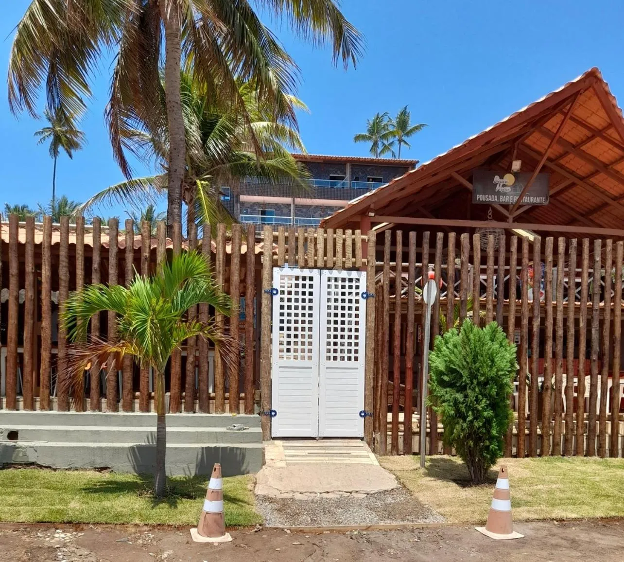 Property building in Pousada Beach House Coqueirinho