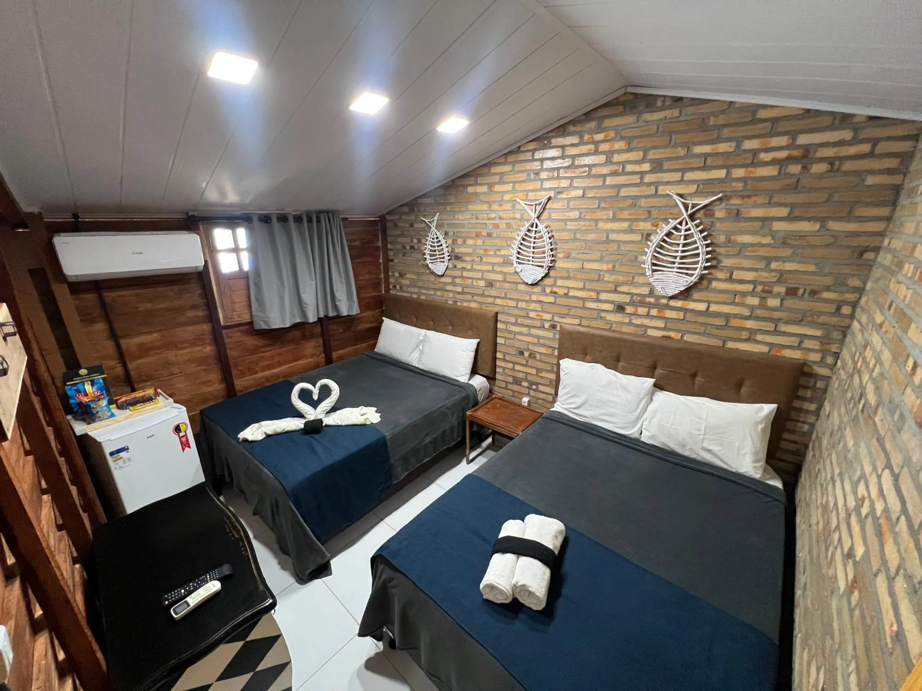 Photo of the whole room, Bed in Pousada Beach House Coqueirinho