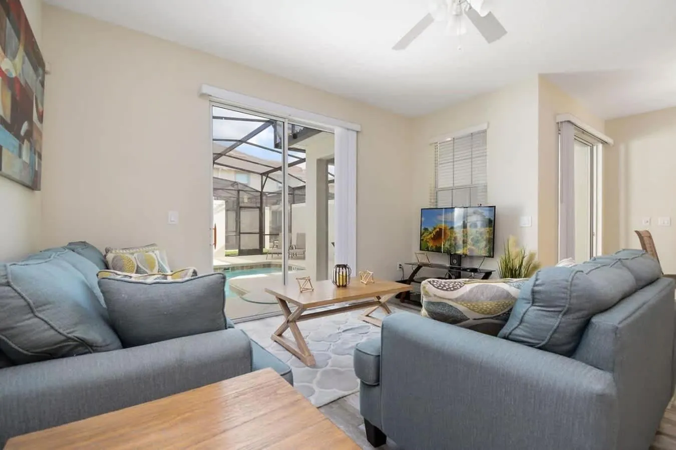 Four Bedrooms Home with Pool 3079