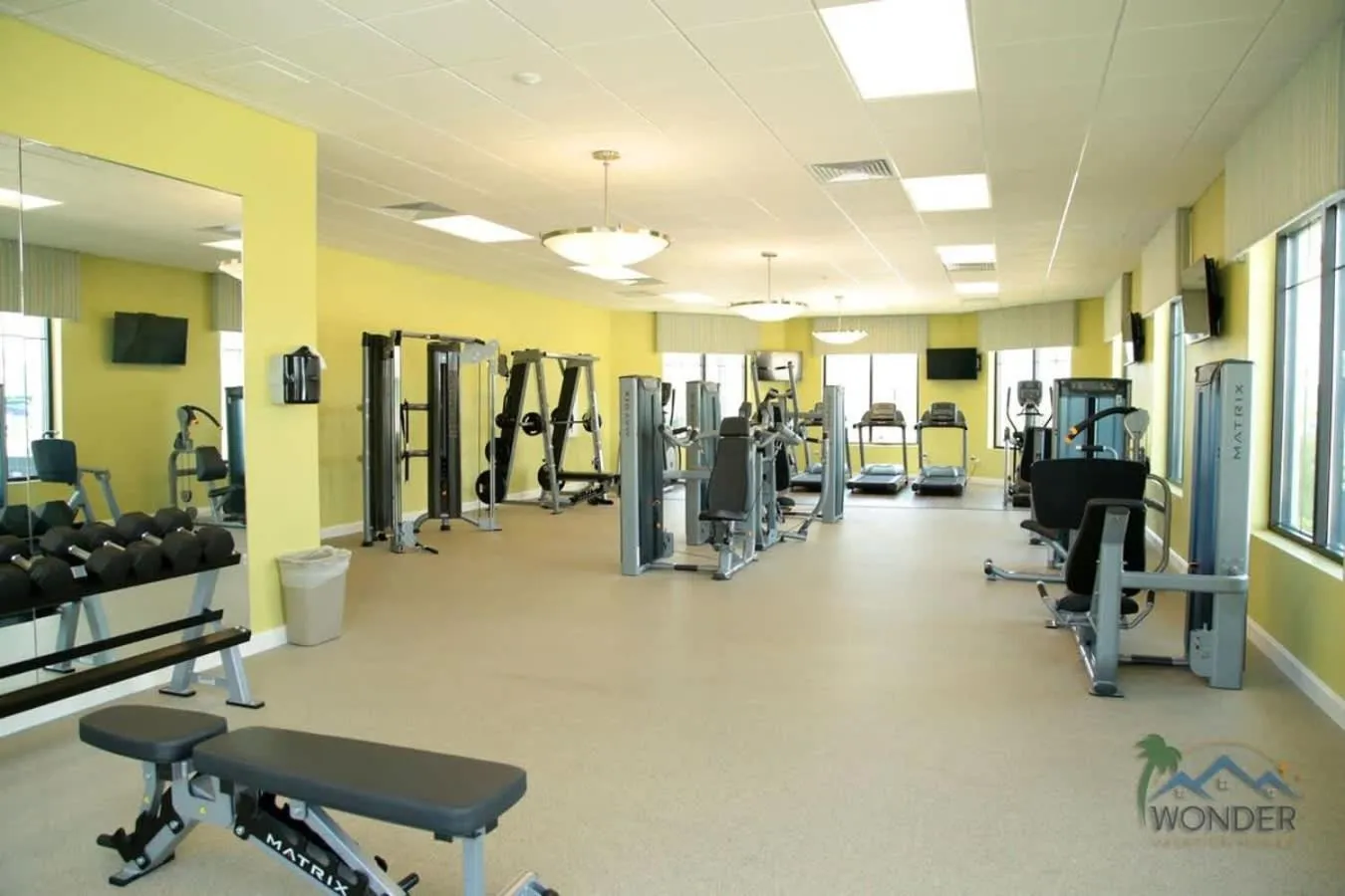 Four Bedrooms Home with Pool 3079