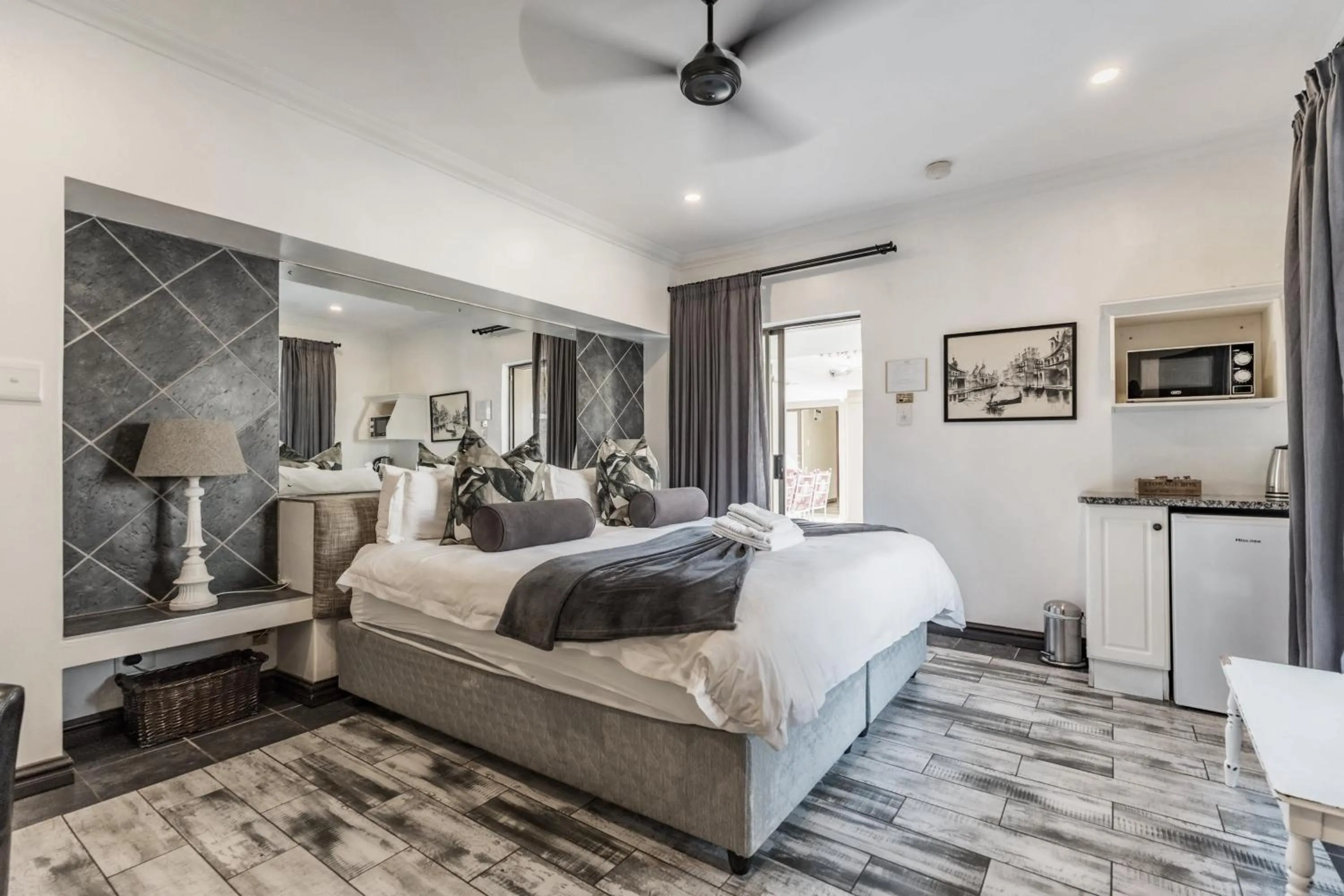 Bedroom, Bed in The Villa Umhlanga