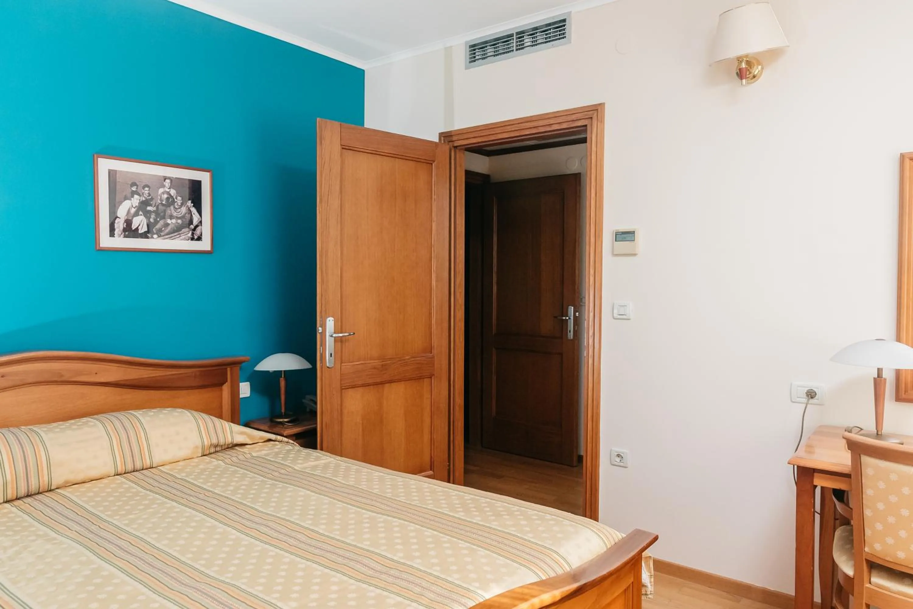 Bed in Hotel Spongiola