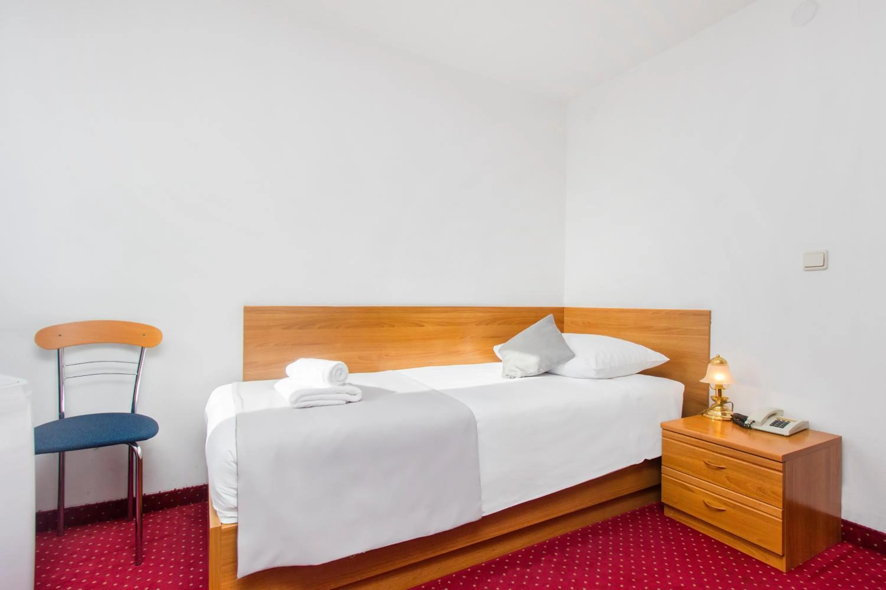 Bed in Hotel Jadran Šibenik