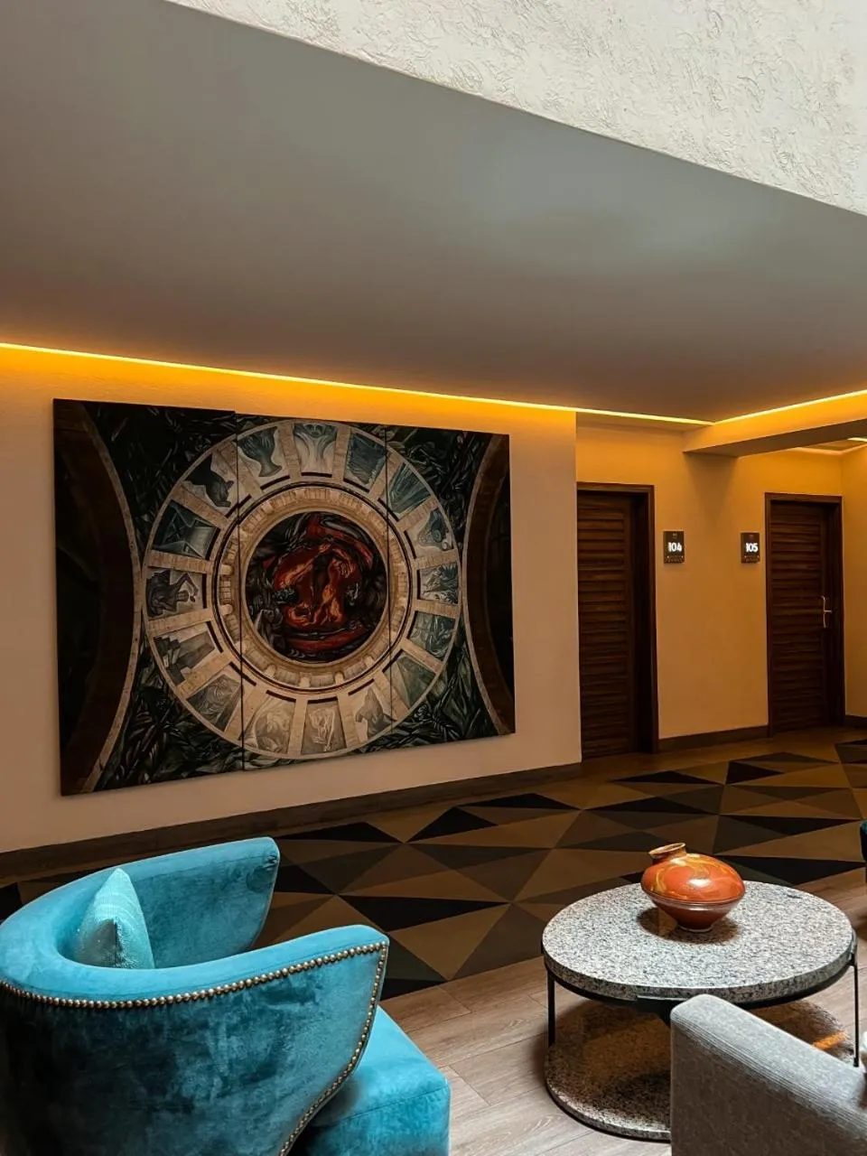 Seating area in Hotel Real Maestranza