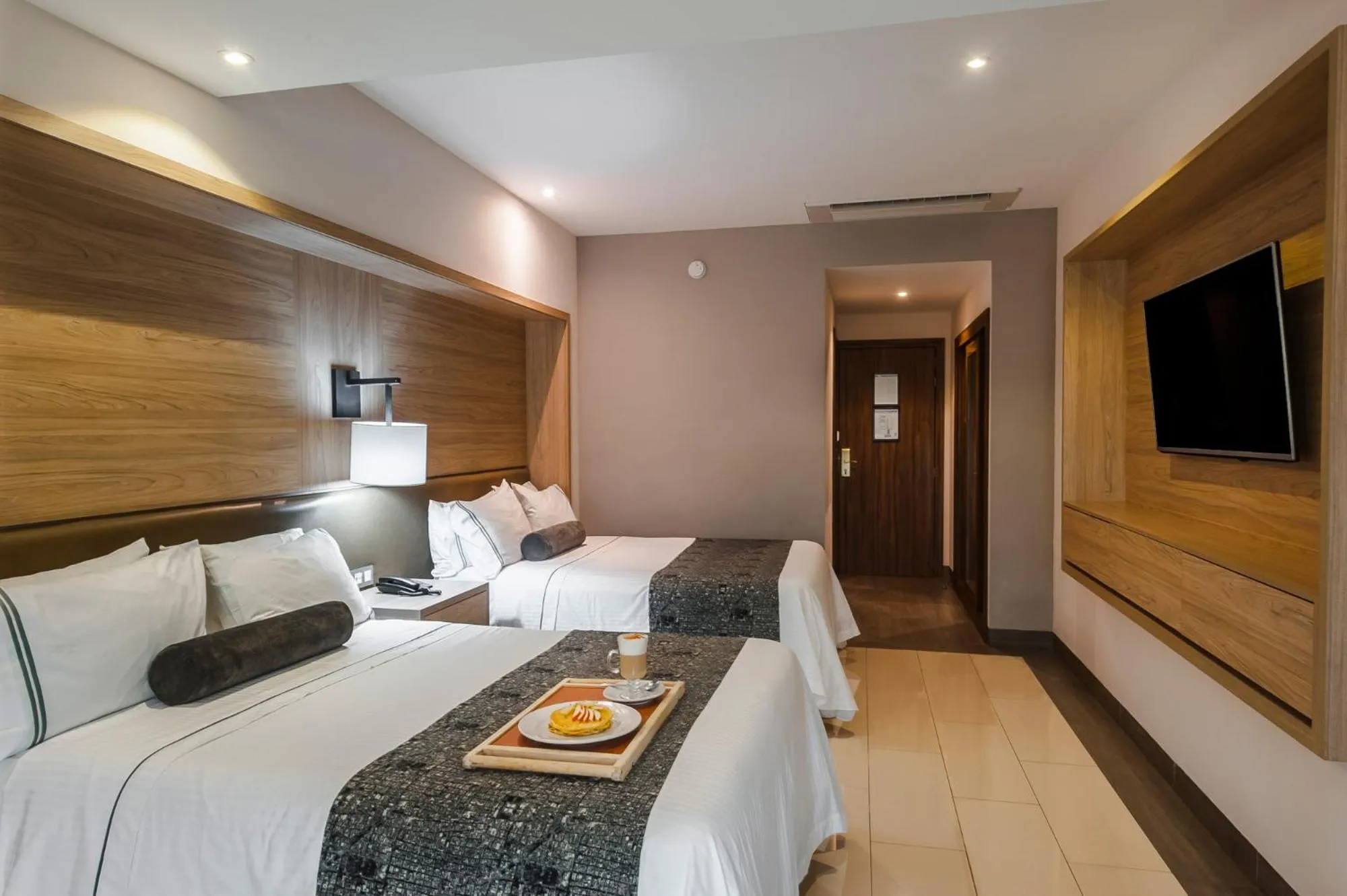 Bed in Hotel Real Maestranza