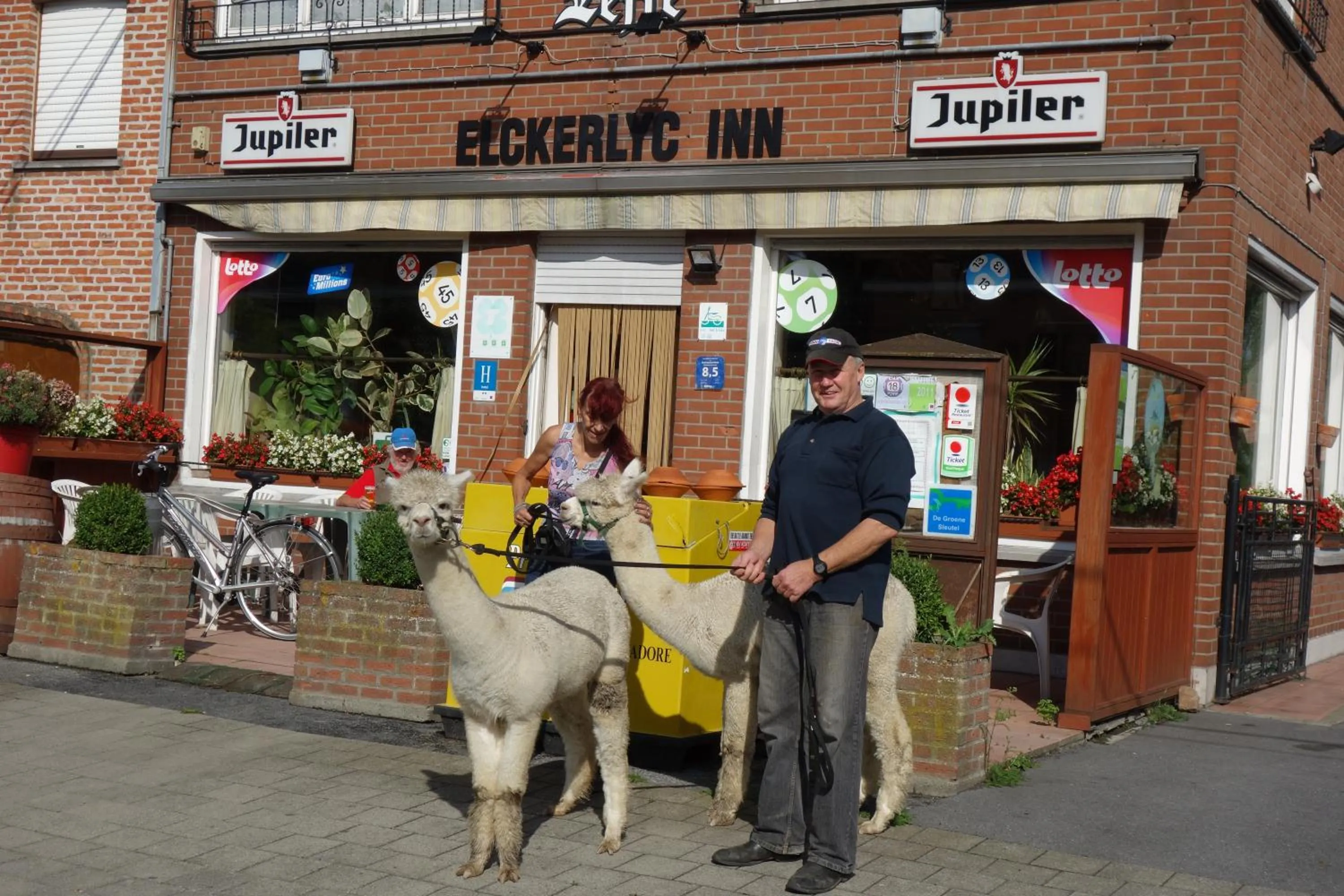Facade/entrance in Elckerlyck Inn Hotel