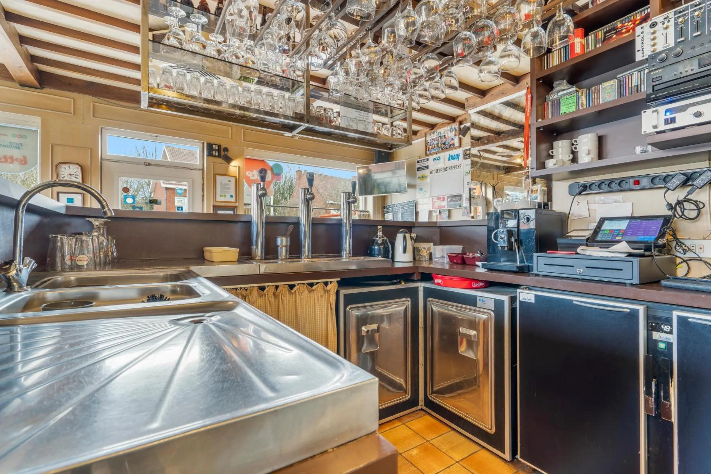 Lounge or bar in Elckerlyck Inn Hotel