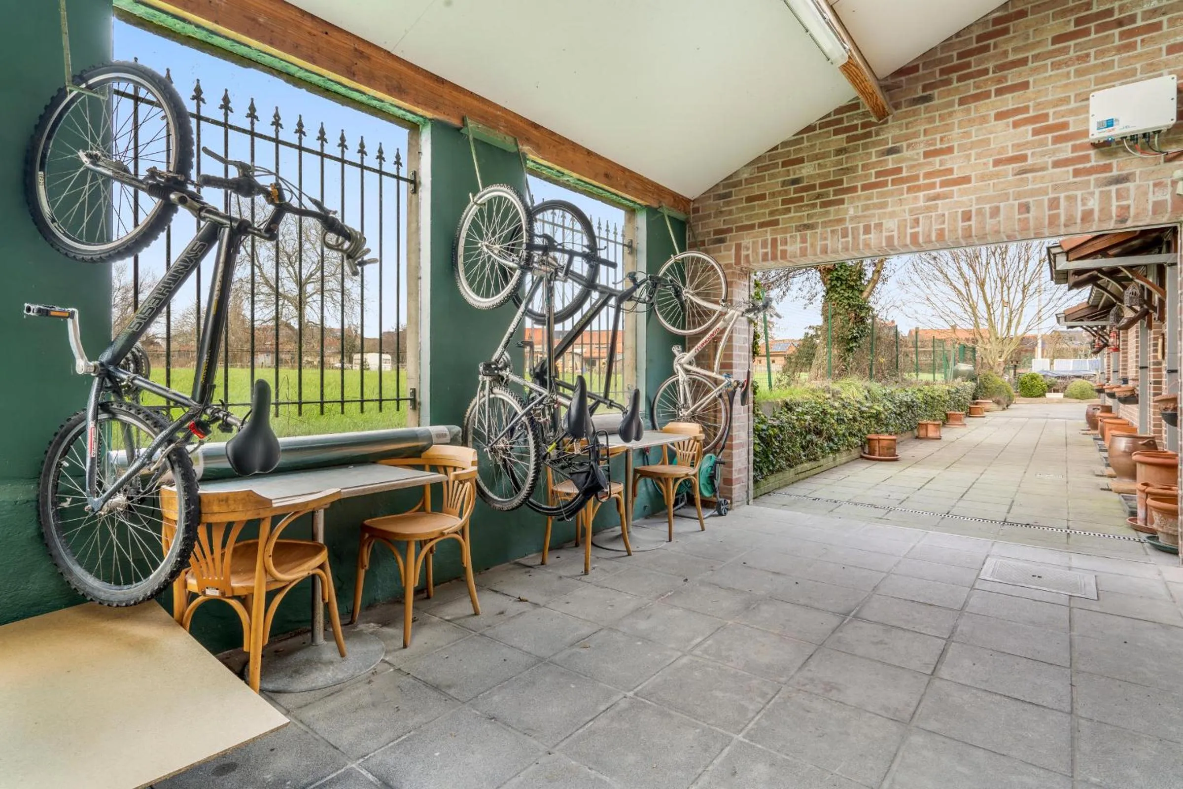 Day in Elckerlyck Inn Hotel