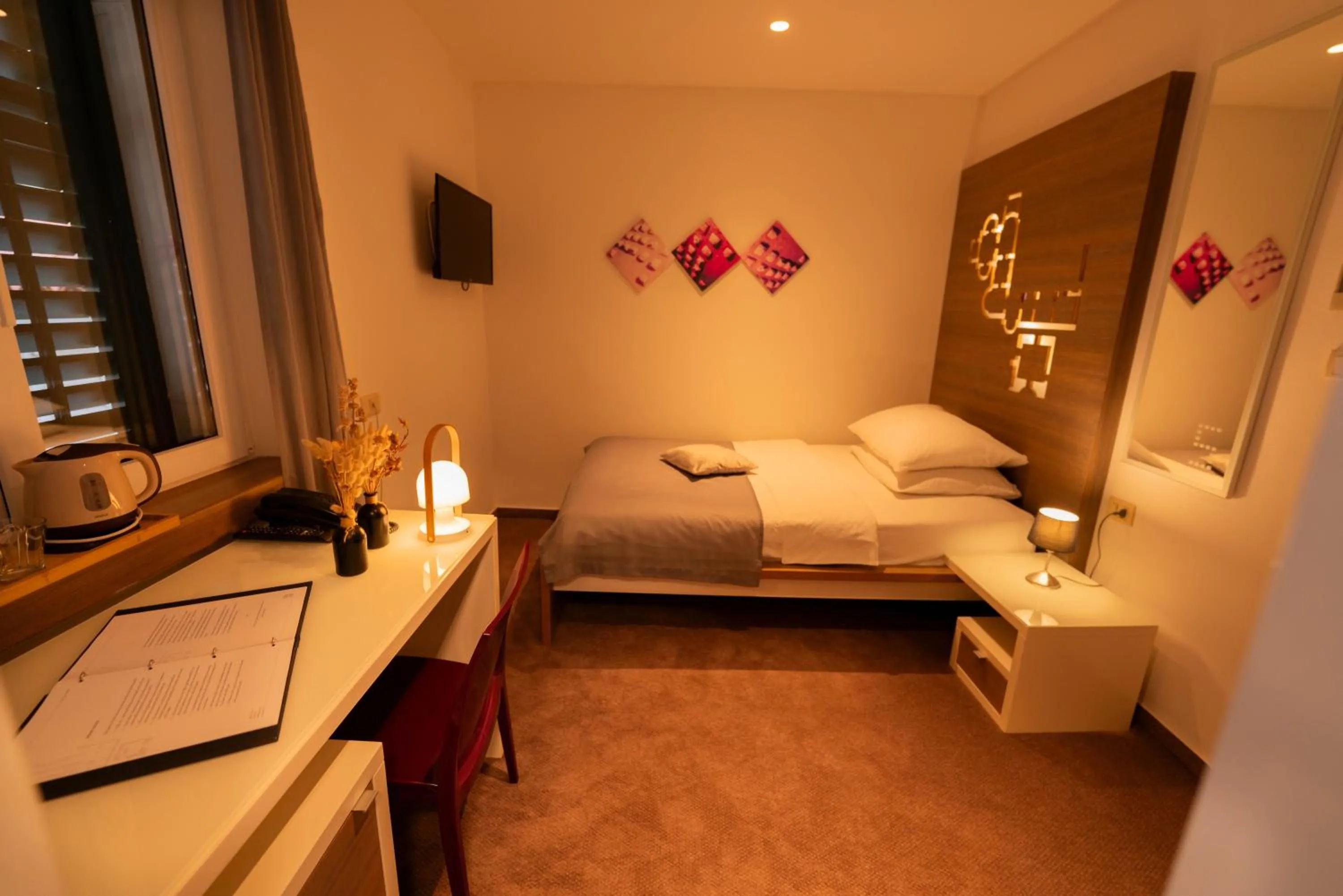 Photo of the whole room in Slavija Culture Heritage Hotel