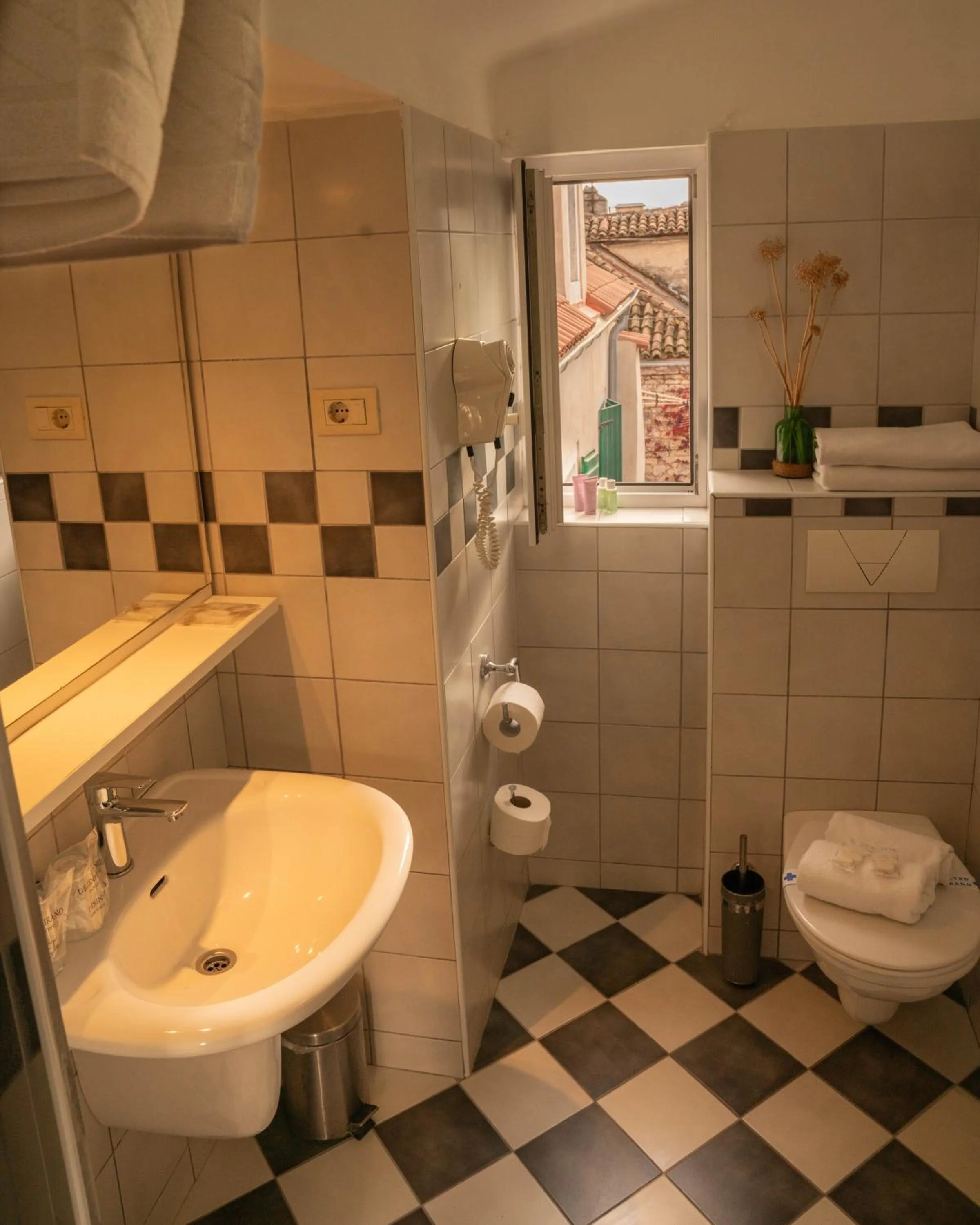 Bathroom in Slavija Culture Heritage Hotel