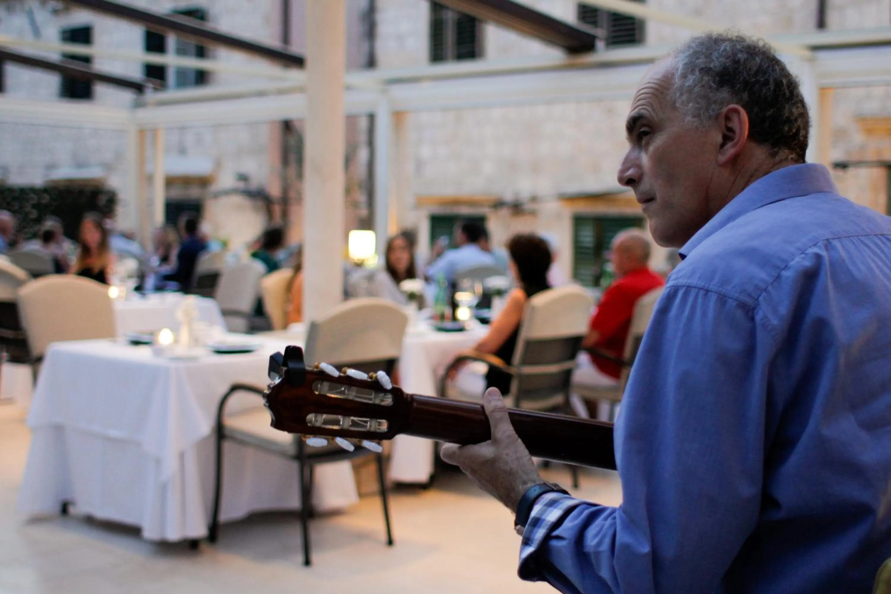 Restaurant/places to eat in The Pucic Palace