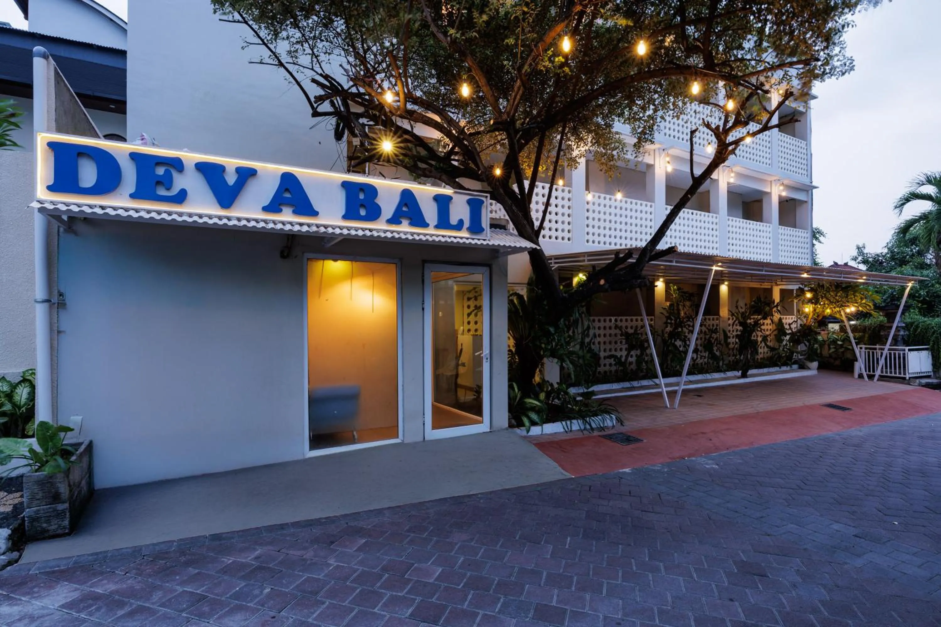 Property building in Deva Bali Apartement