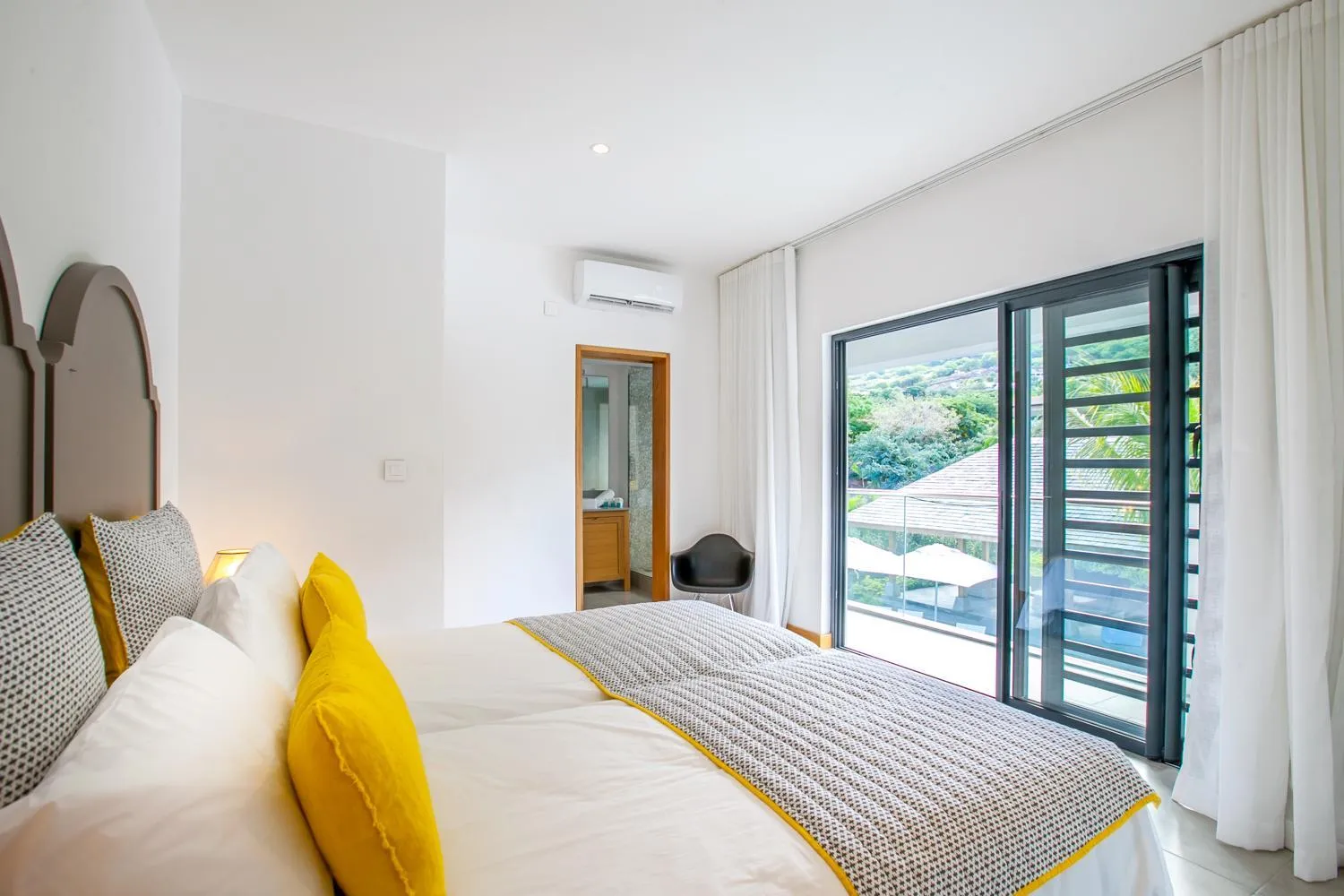 Bedroom, Bed in Marguery Villas by MJ Holidays