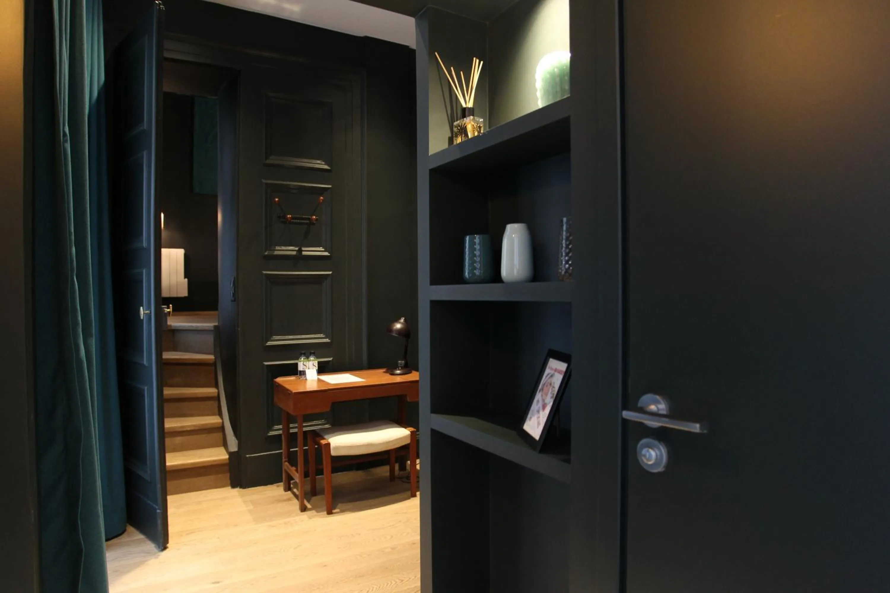 Bedroom in 1er Etage SoPi-Montmartre