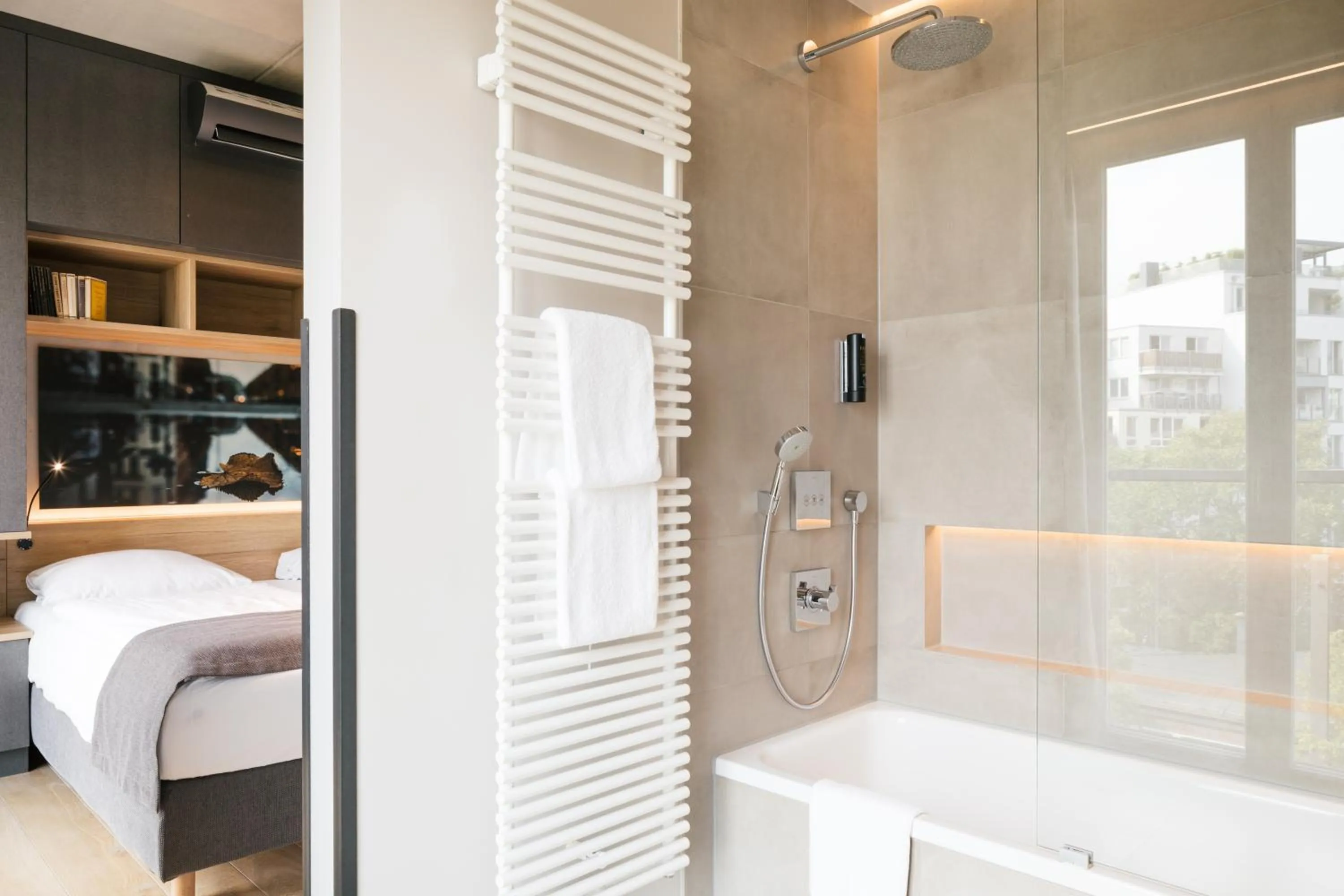 Bathroom, Bed in Downtown Apartments Mitte