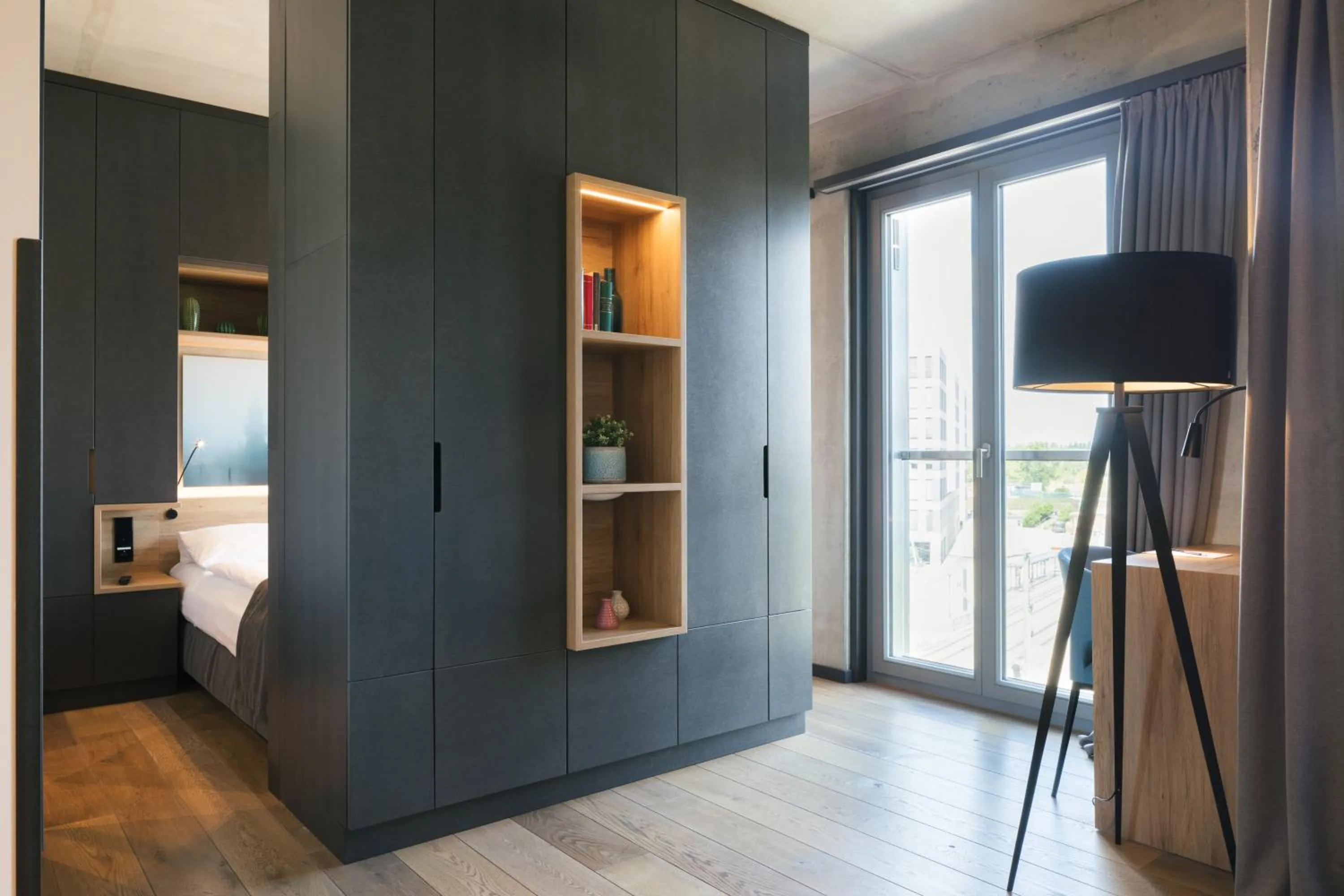 TV and multimedia, Bed in Downtown Apartments Mitte