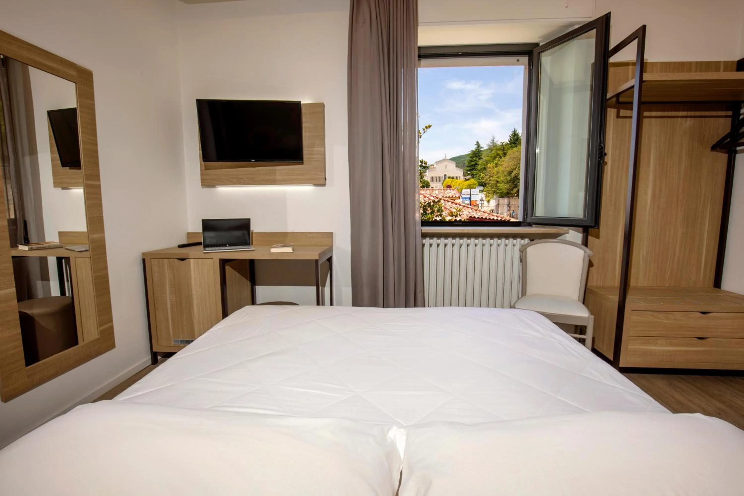 Photo of the whole room, Bed in Hotel Sollievo