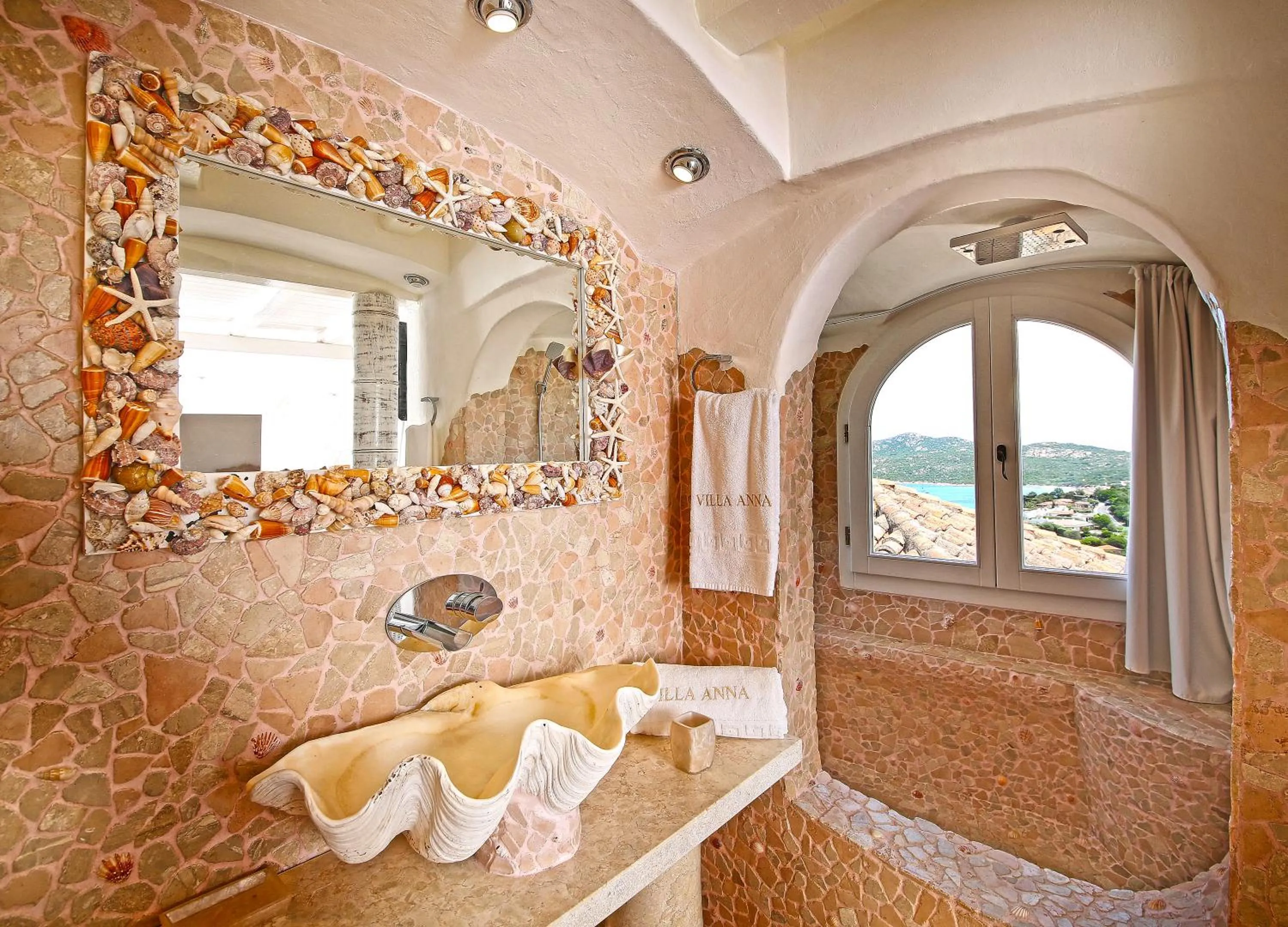 Bathroom in Villa Anna