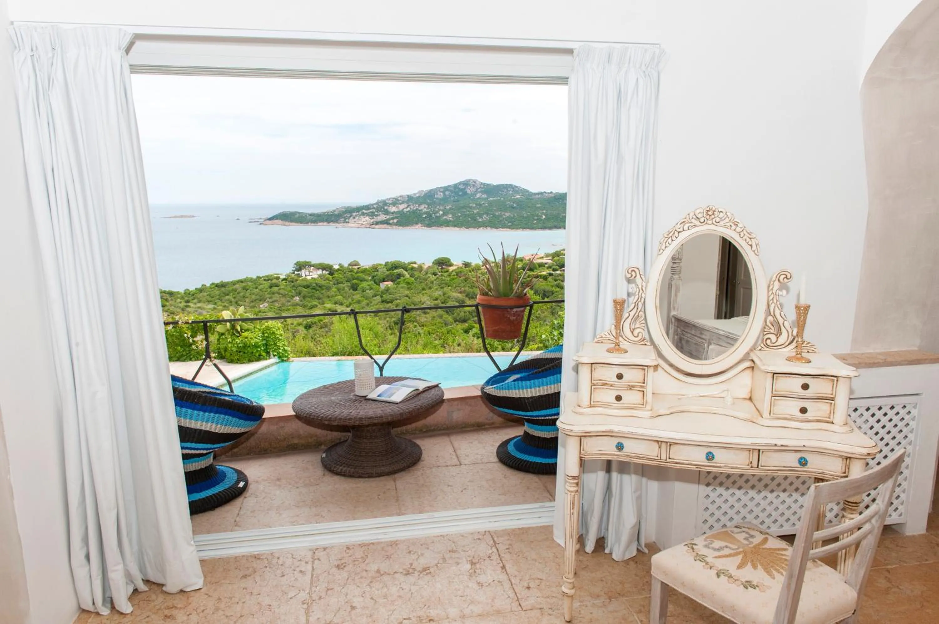 Photo of the whole room in Villa Anna