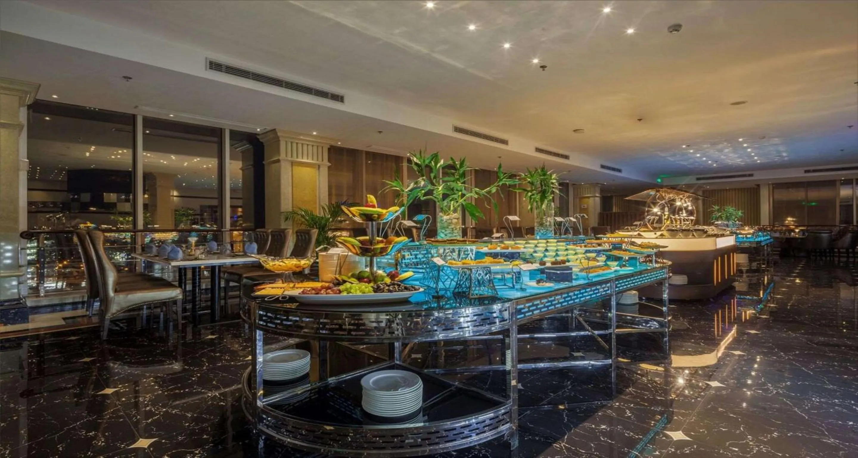 Restaurant/places to eat in Al Ahsa Grand Serviced Apartment