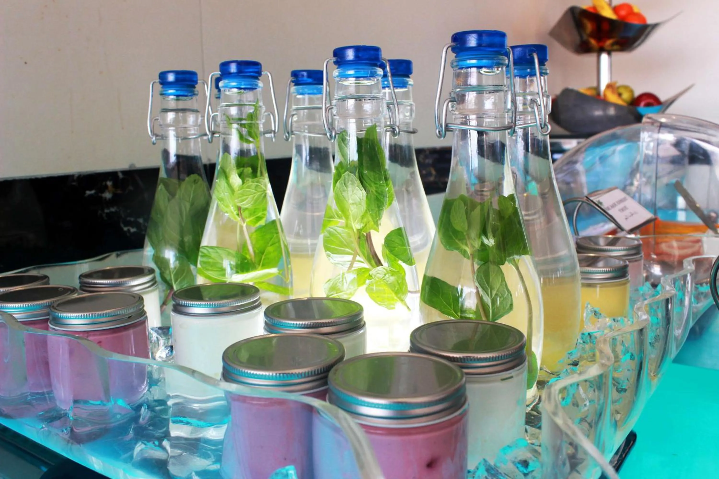 Restaurant/places to eat in Al Ahsa Grand Serviced Apartment