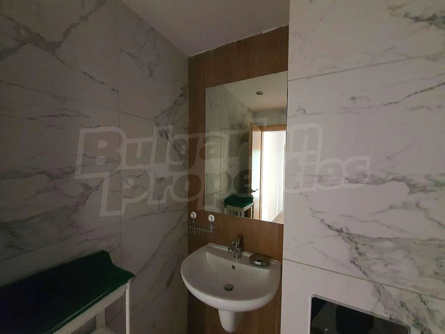 Bathroom in Denitsa Apartment