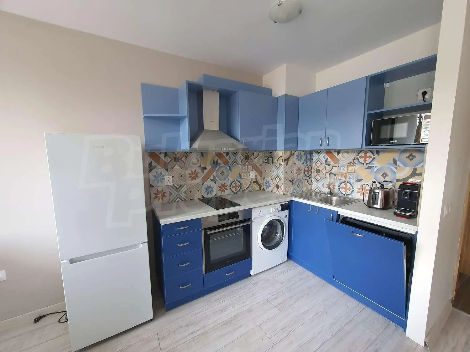 Kitchen or kitchenette in Denitsa Apartment
