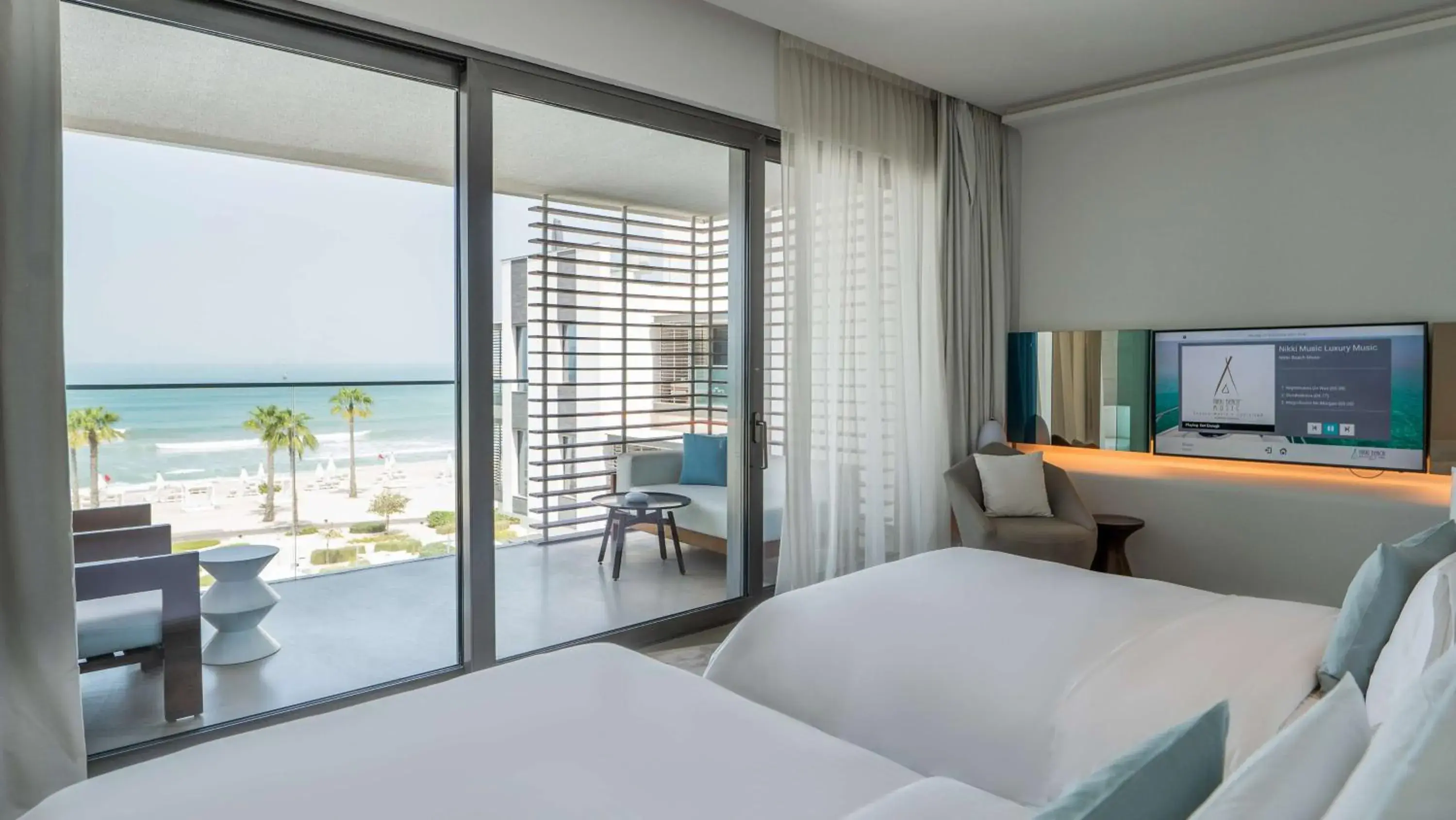 Covet Sea View Twin Room in Nikki Beach Resort & Spa Dubai Covet Sea View Twin Room in Nikki Beach Resort & Spa Dubai