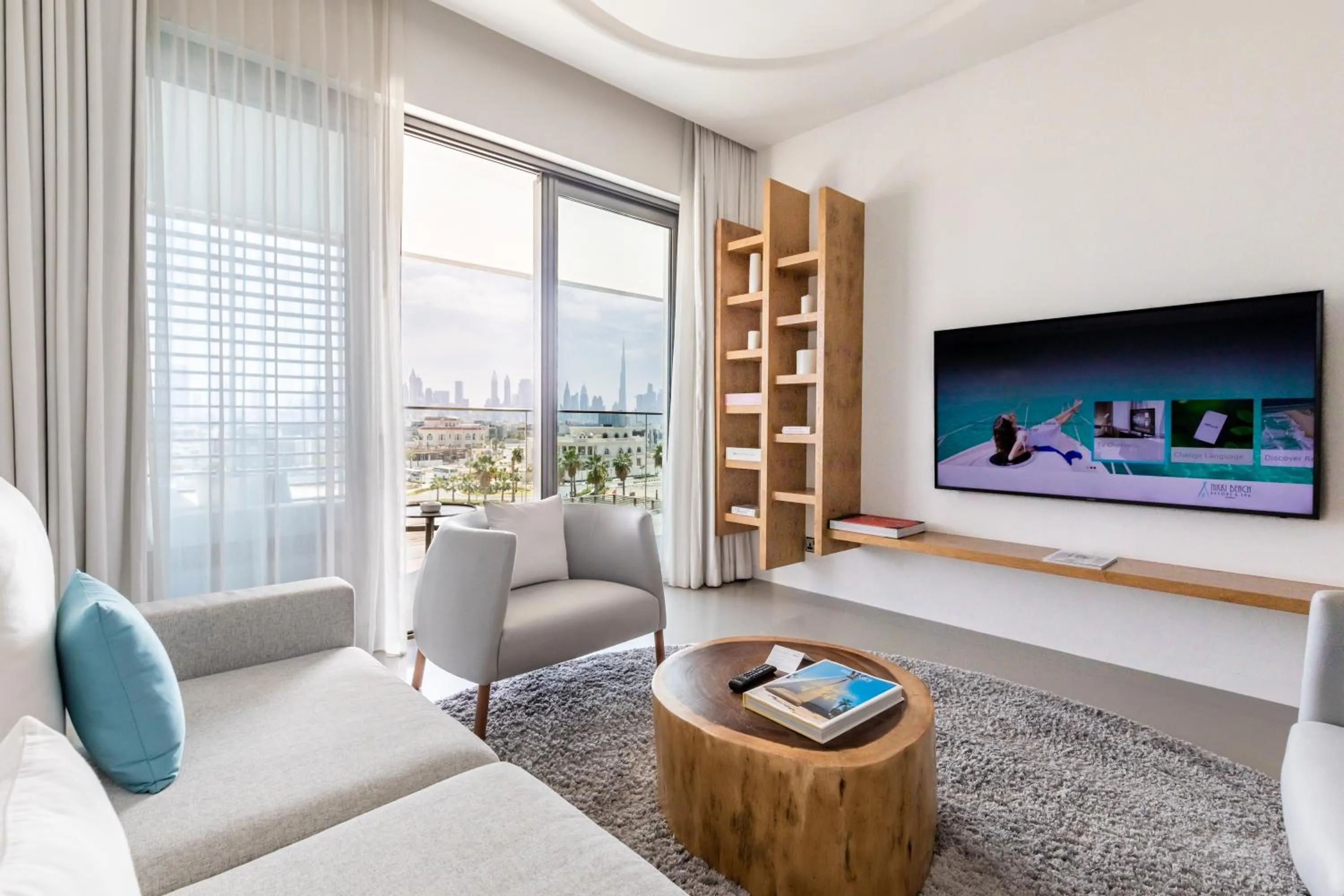 TV and multimedia in Nikki Beach Resort & Spa Dubai