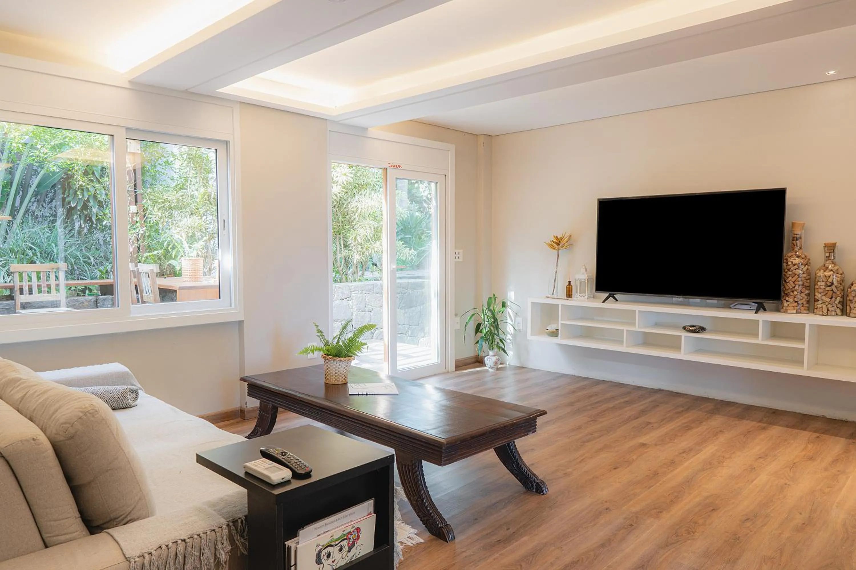 Communal lounge/ TV room in Pousada Boutique Villa Valley