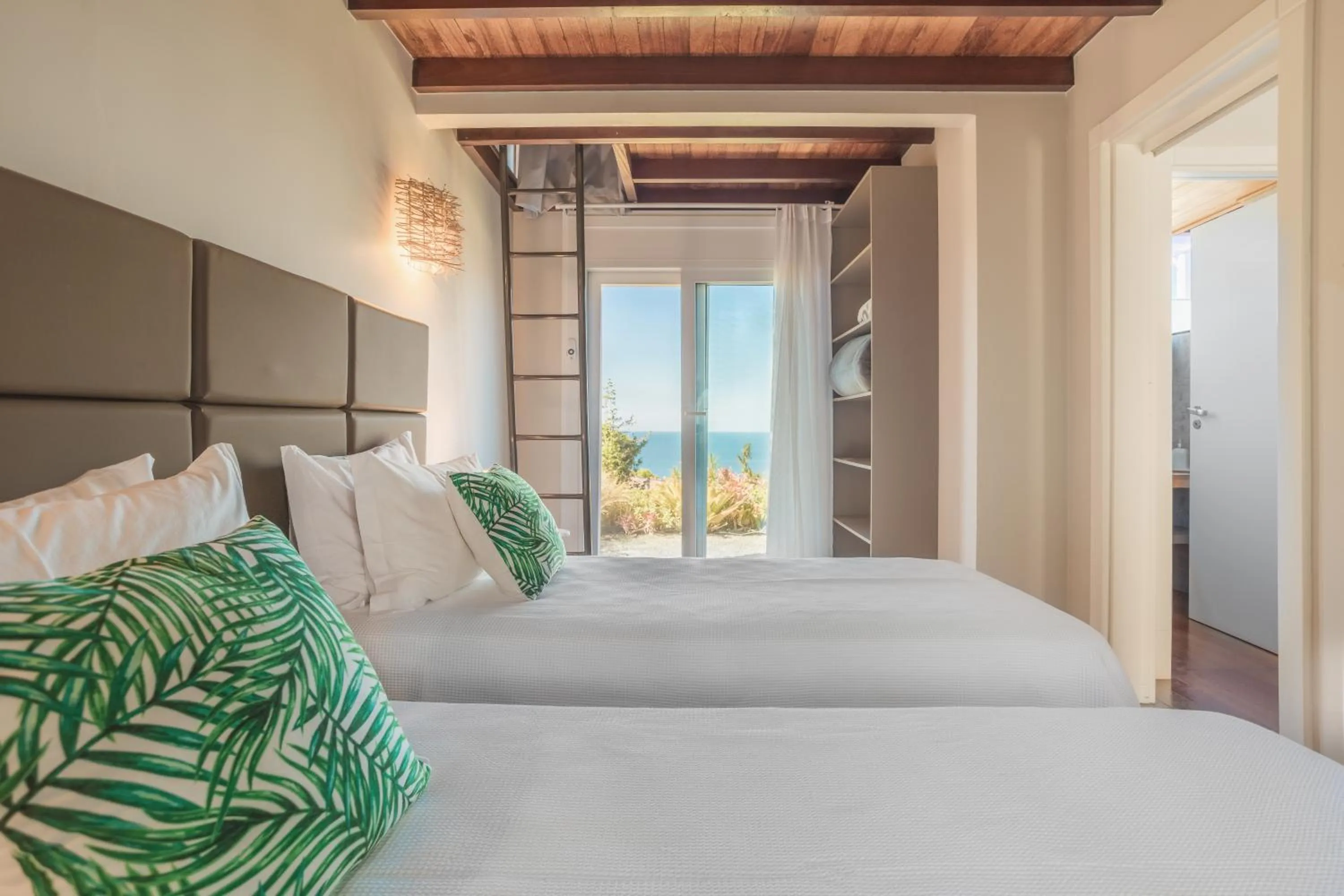 Photo of the whole room, Bed in Pousada Boutique Villa Valley