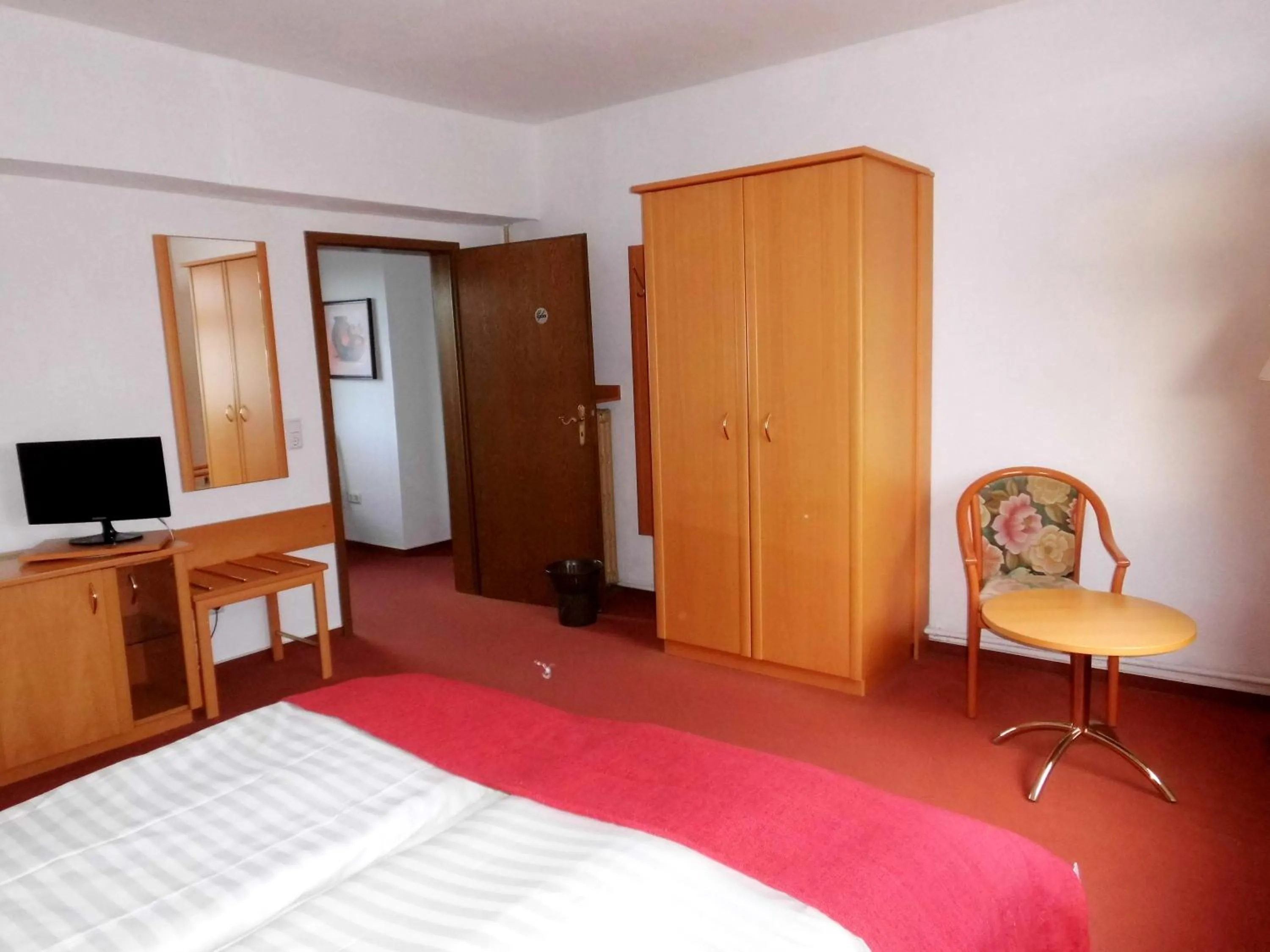 Bedroom, Bed in Hotel Seerose