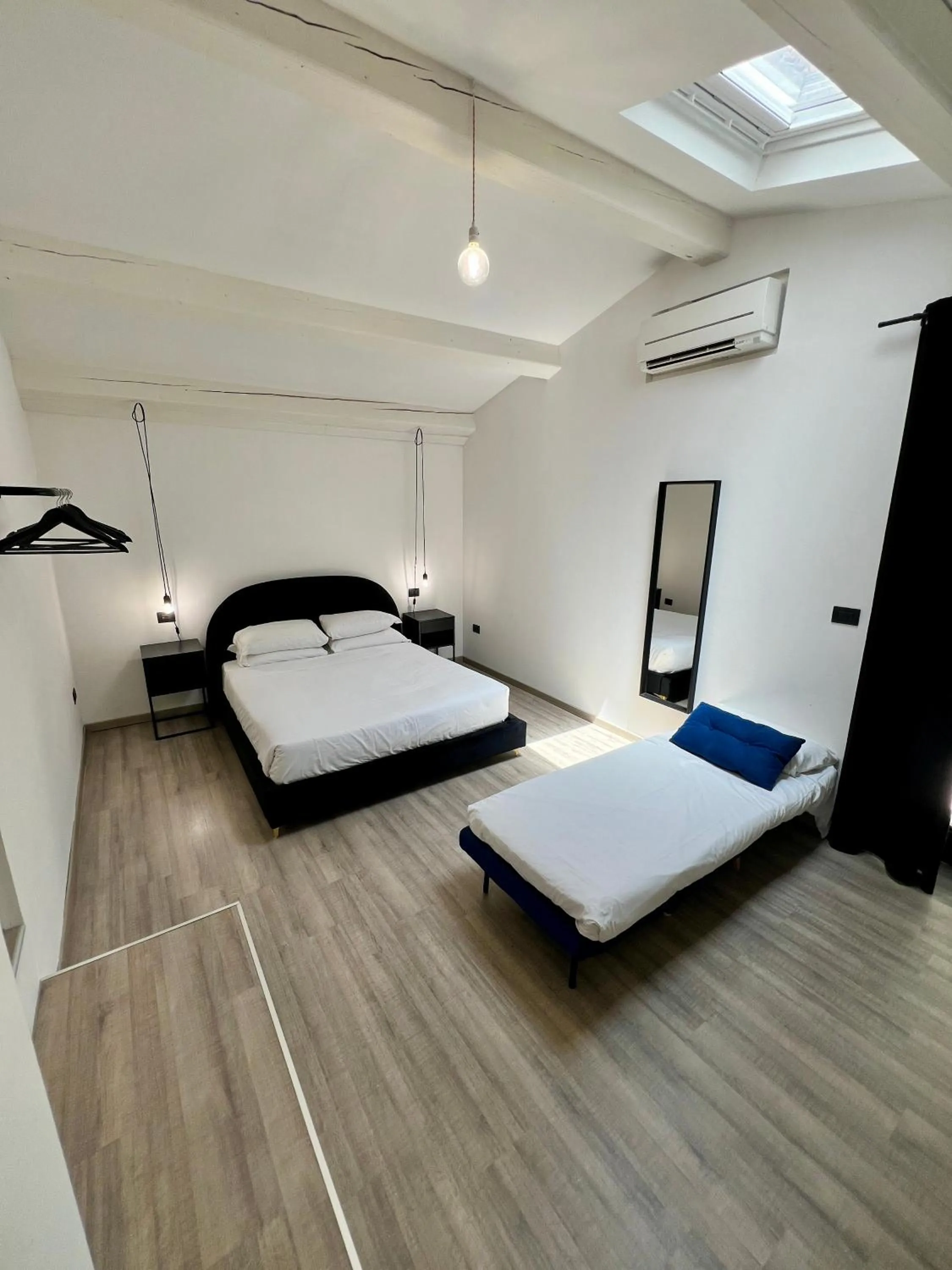 Photo of the whole room, Bed in Room Verona Ai Conti