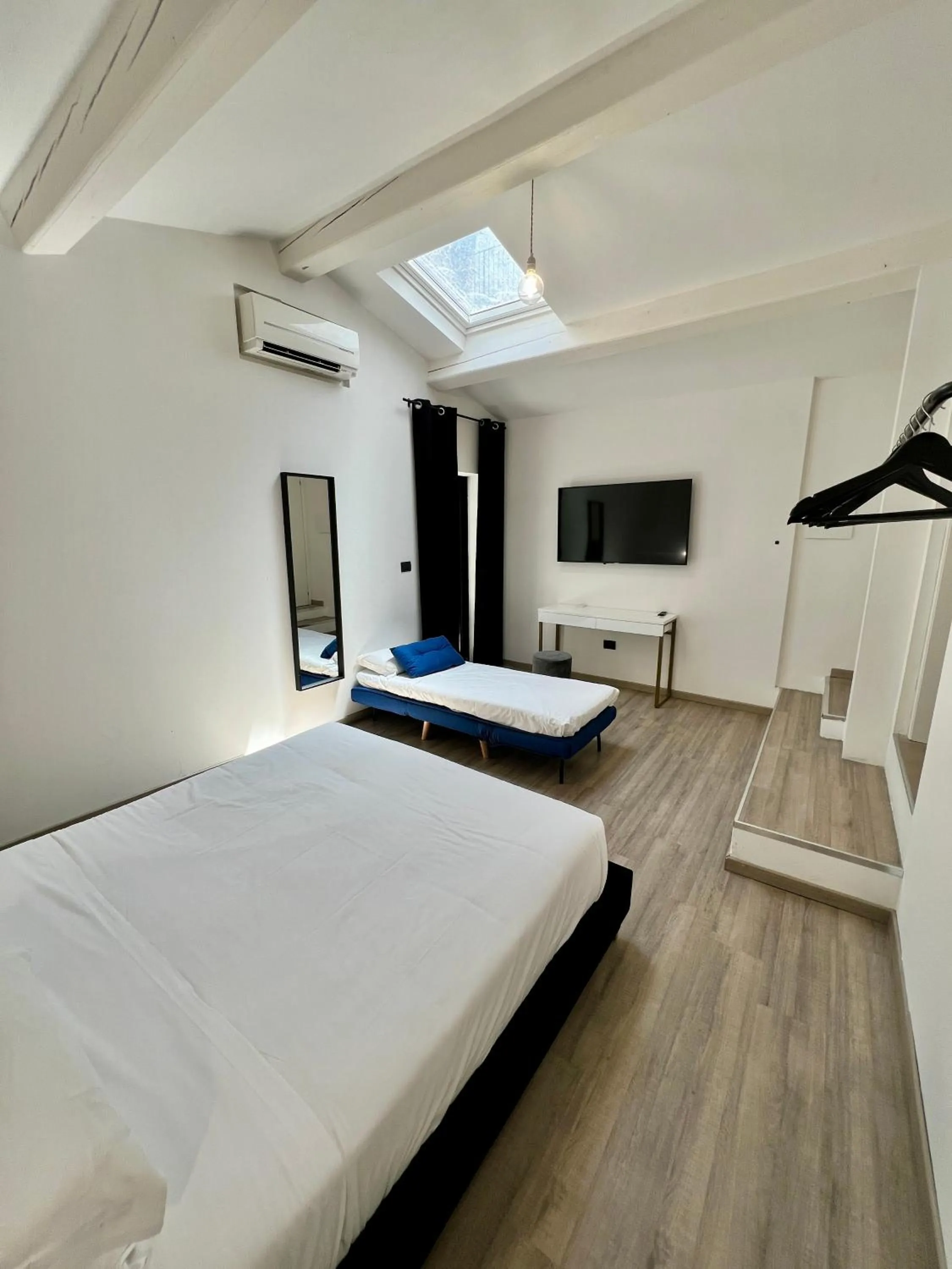 Photo of the whole room, Bed in Room Verona Ai Conti