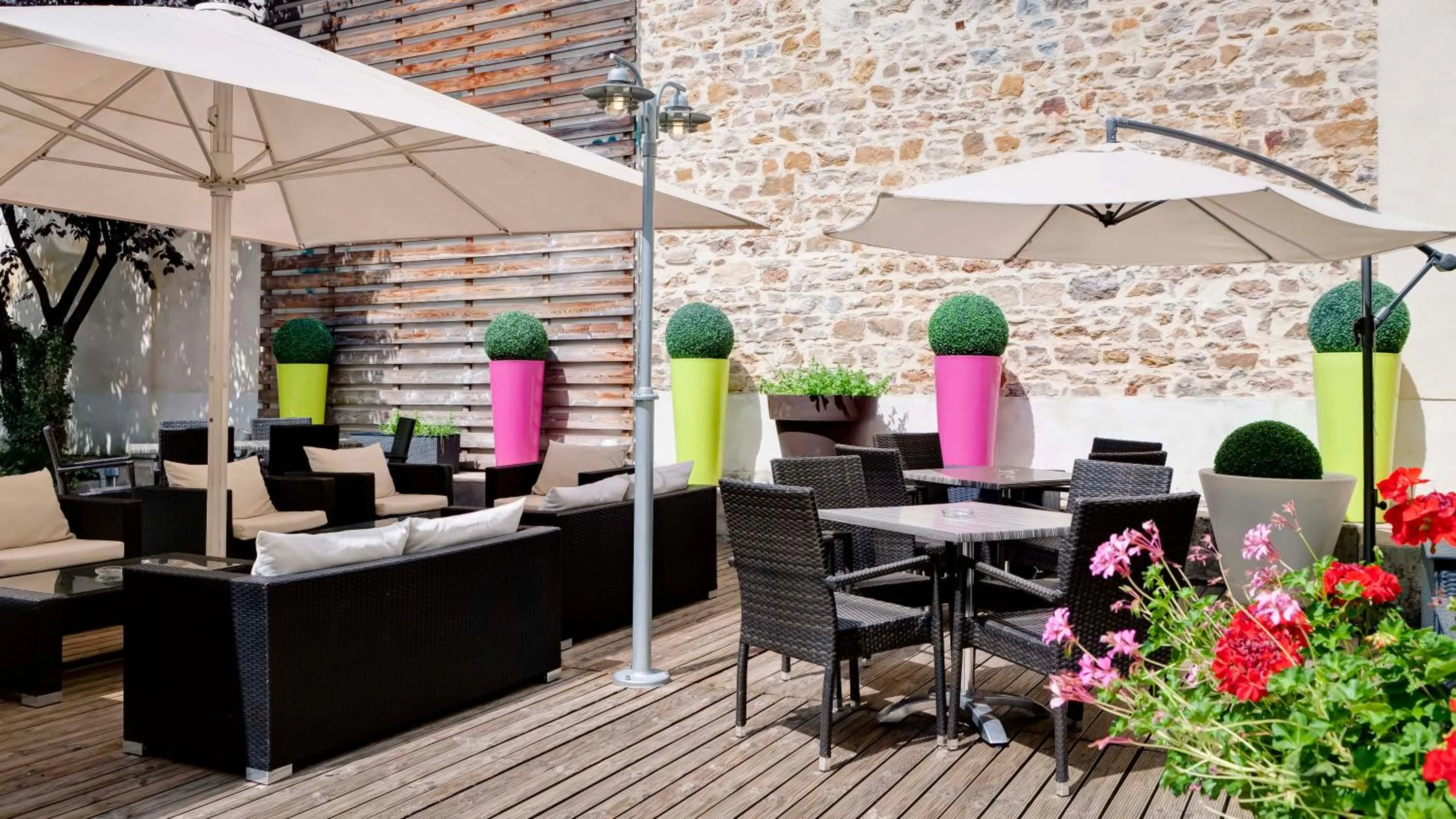 Balcony/Terrace in Hôtel Charlemagne by Happyculture