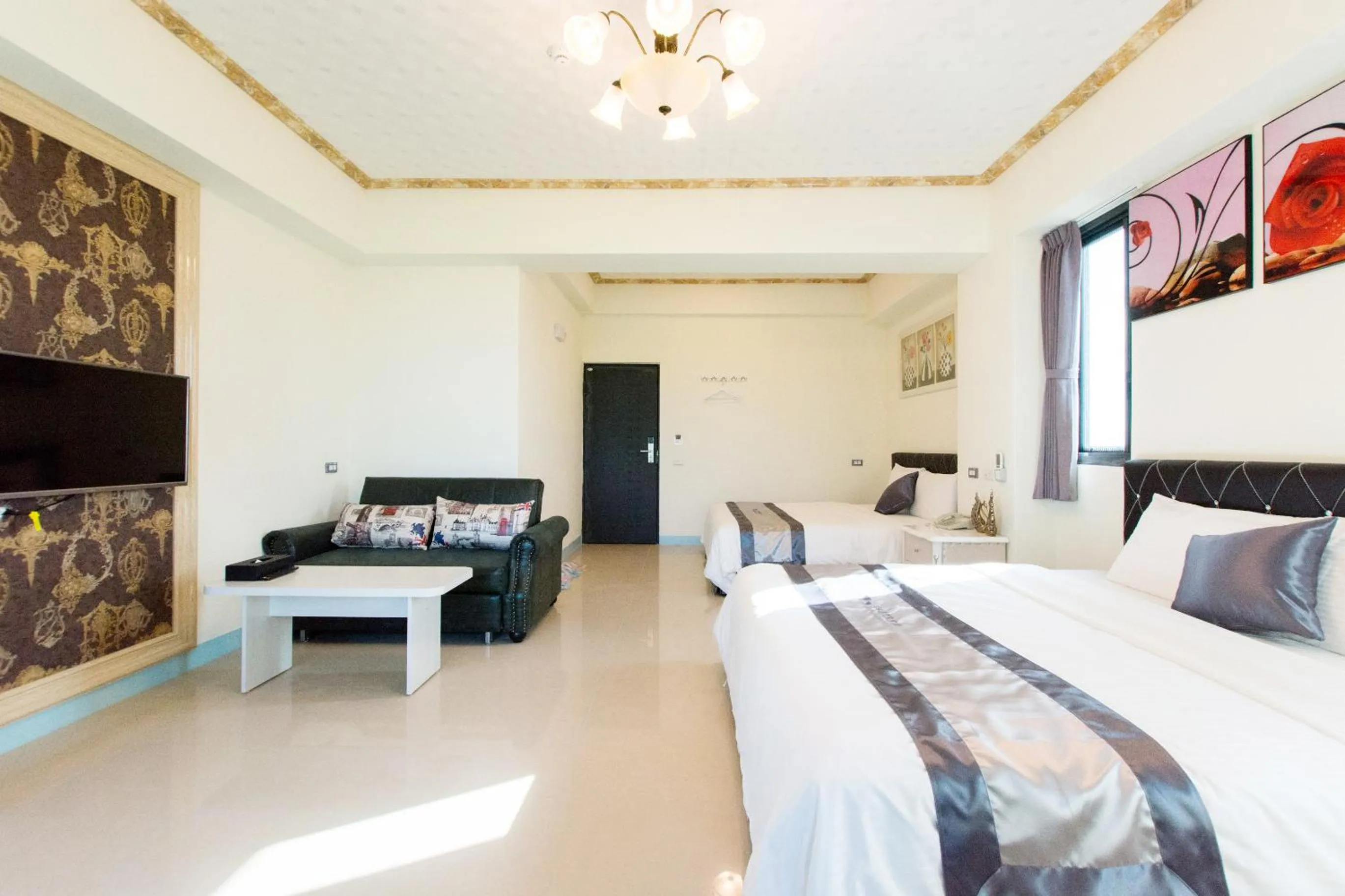 Photo of the whole room, Bed in Melinda Resort