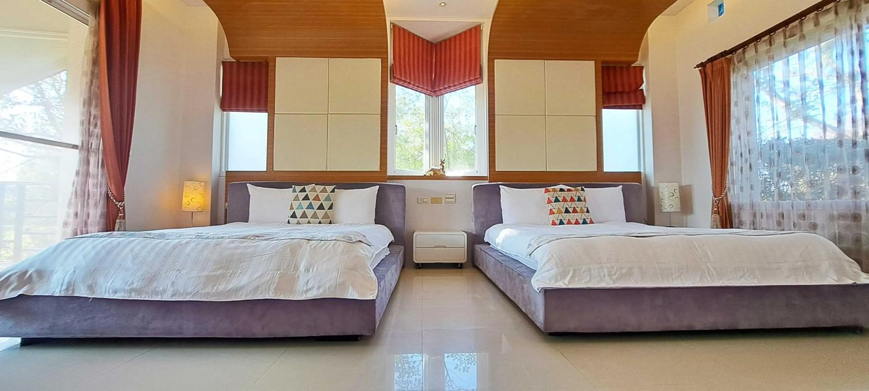 Bedroom, Bed in The House of Water