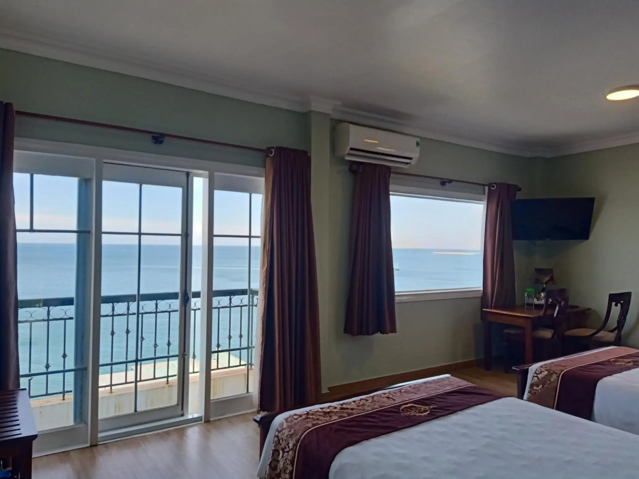 Family Room with Bath in Ngoc Chau Phu Quoc Hotel Family Room with Bath in Ngoc Chau Phu Quoc Hotel