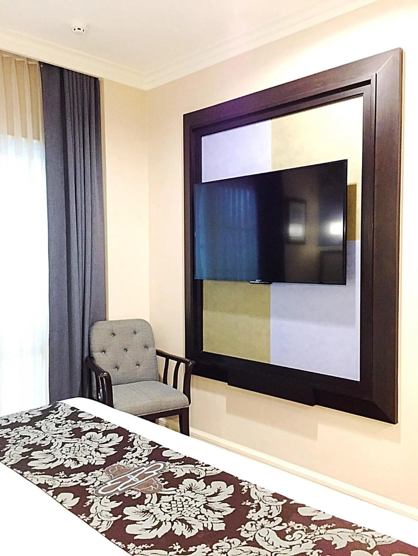 TV and multimedia, Bed in Sara's Hotel