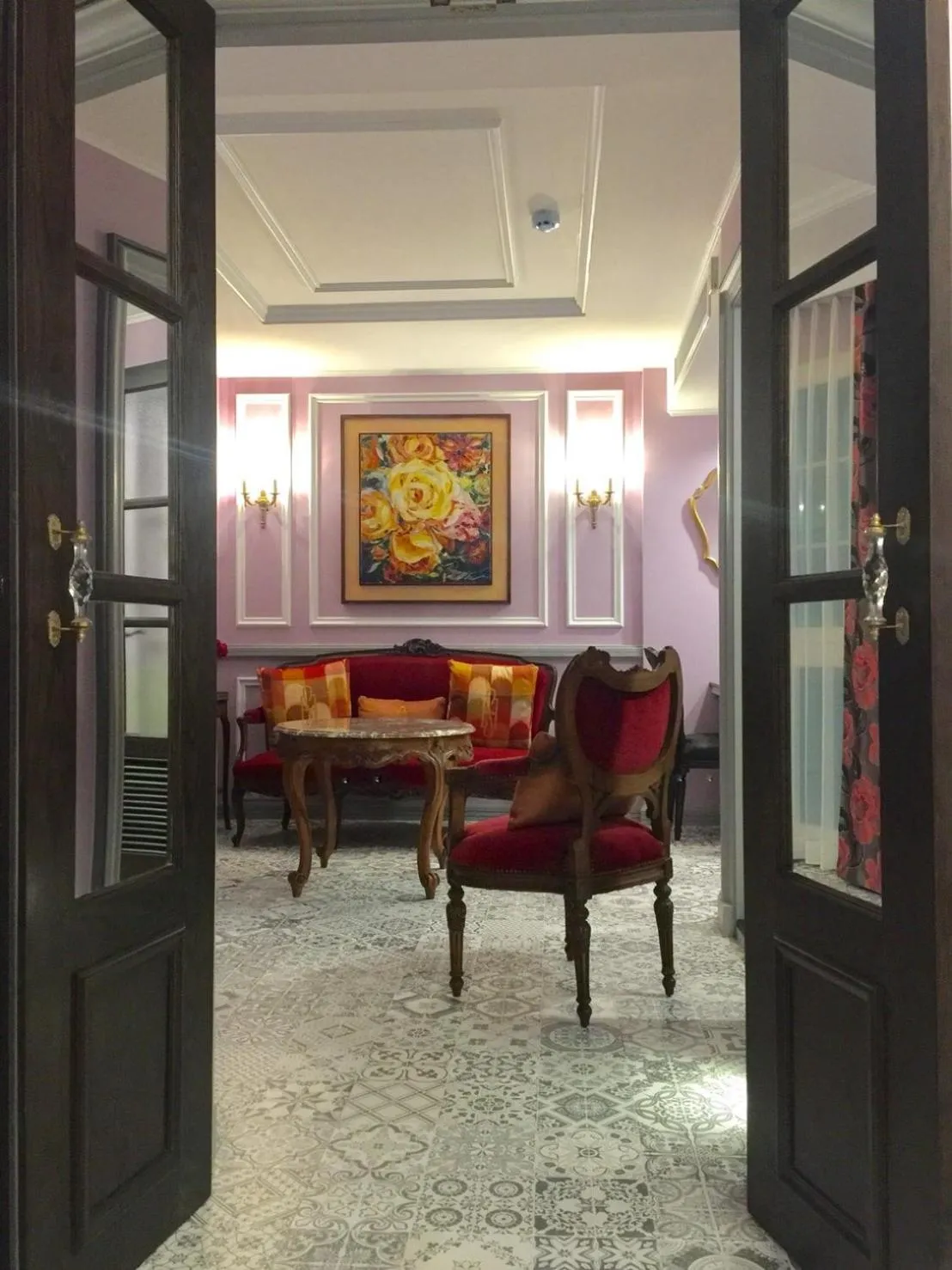 Living room in Sara's Hotel