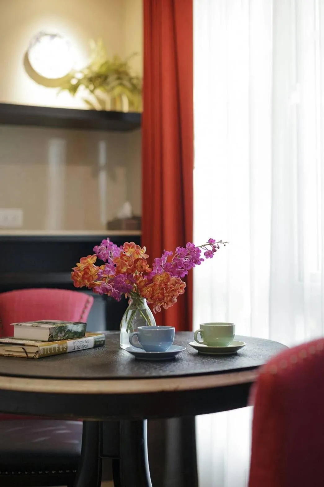 Dining area in Sara's Hotel