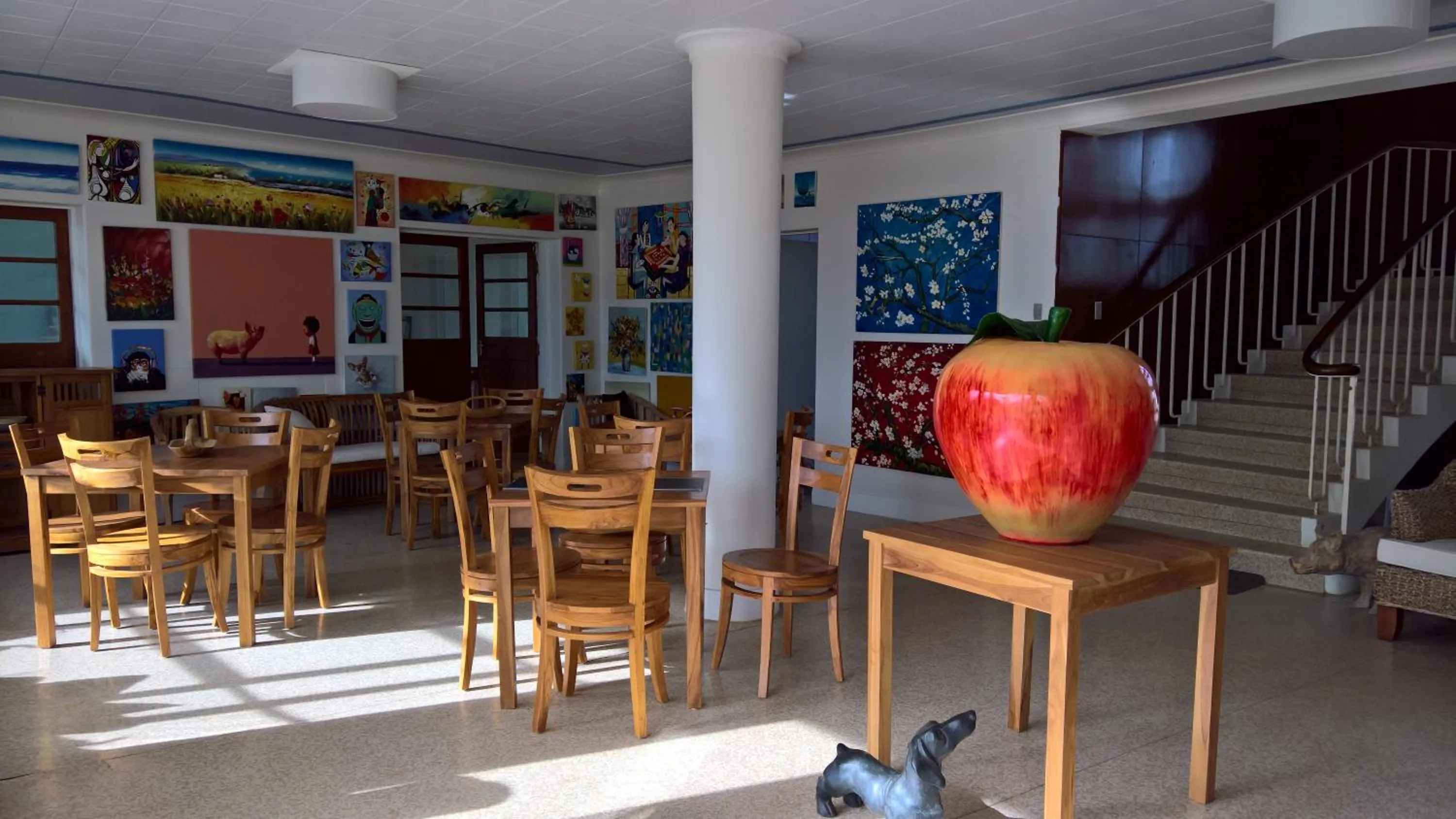 Seating area in Kernow - Minimum age 18