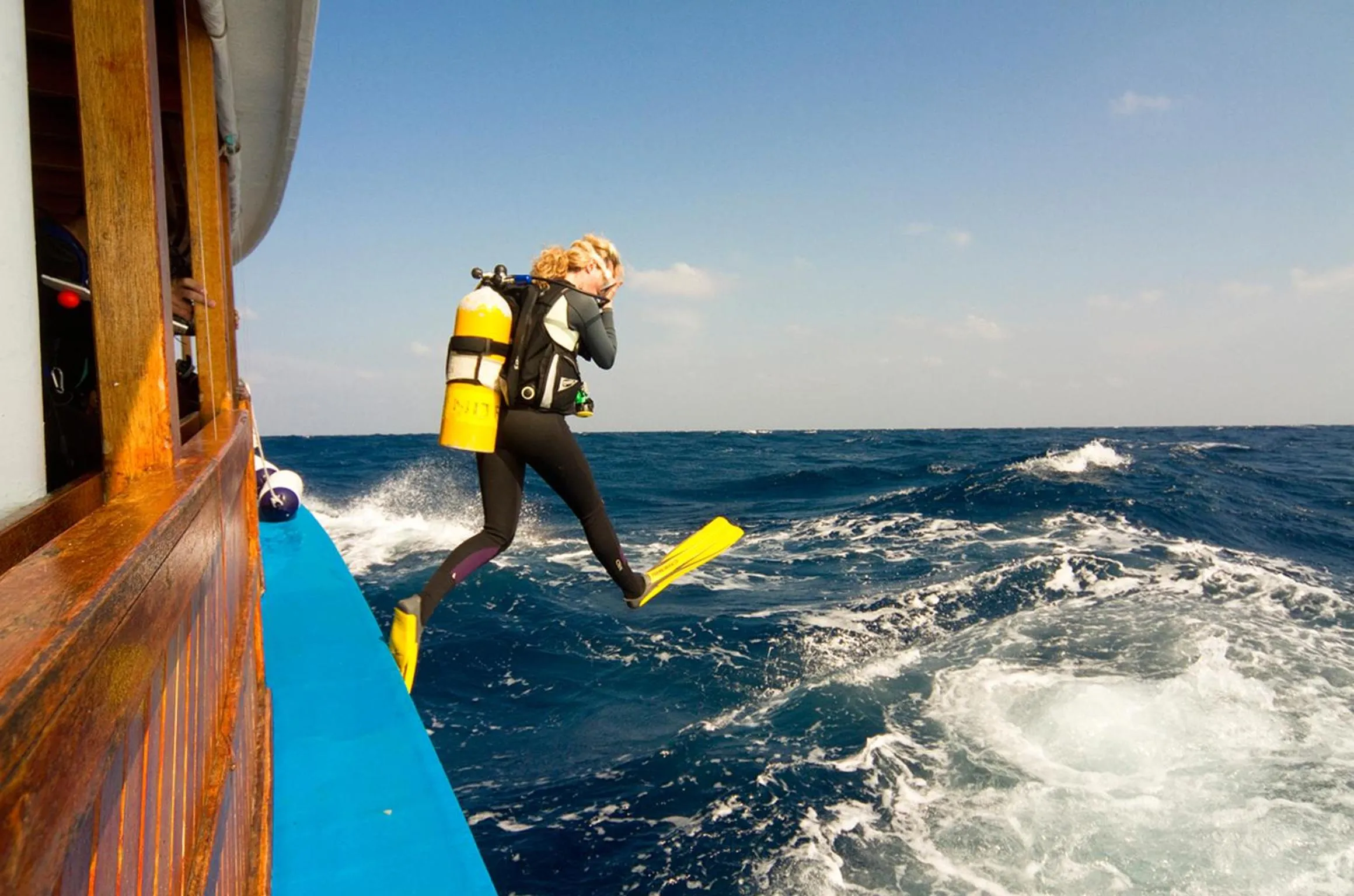 Diving in Embudu Village Maldives