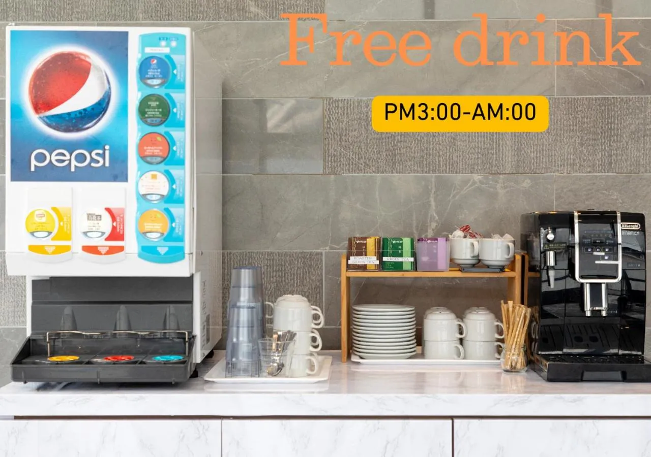 Non alcoholic drinks in Hotel. Links Namba